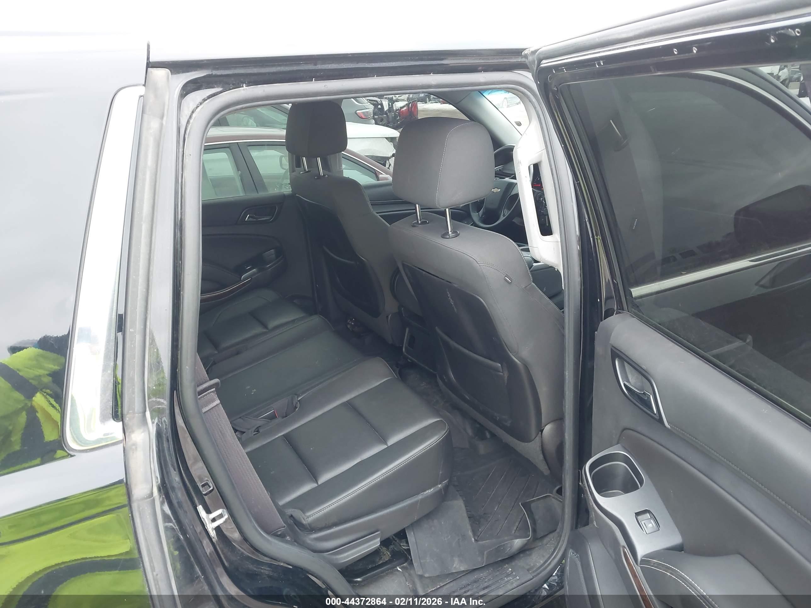 CHEVROLET TAHOE image 8