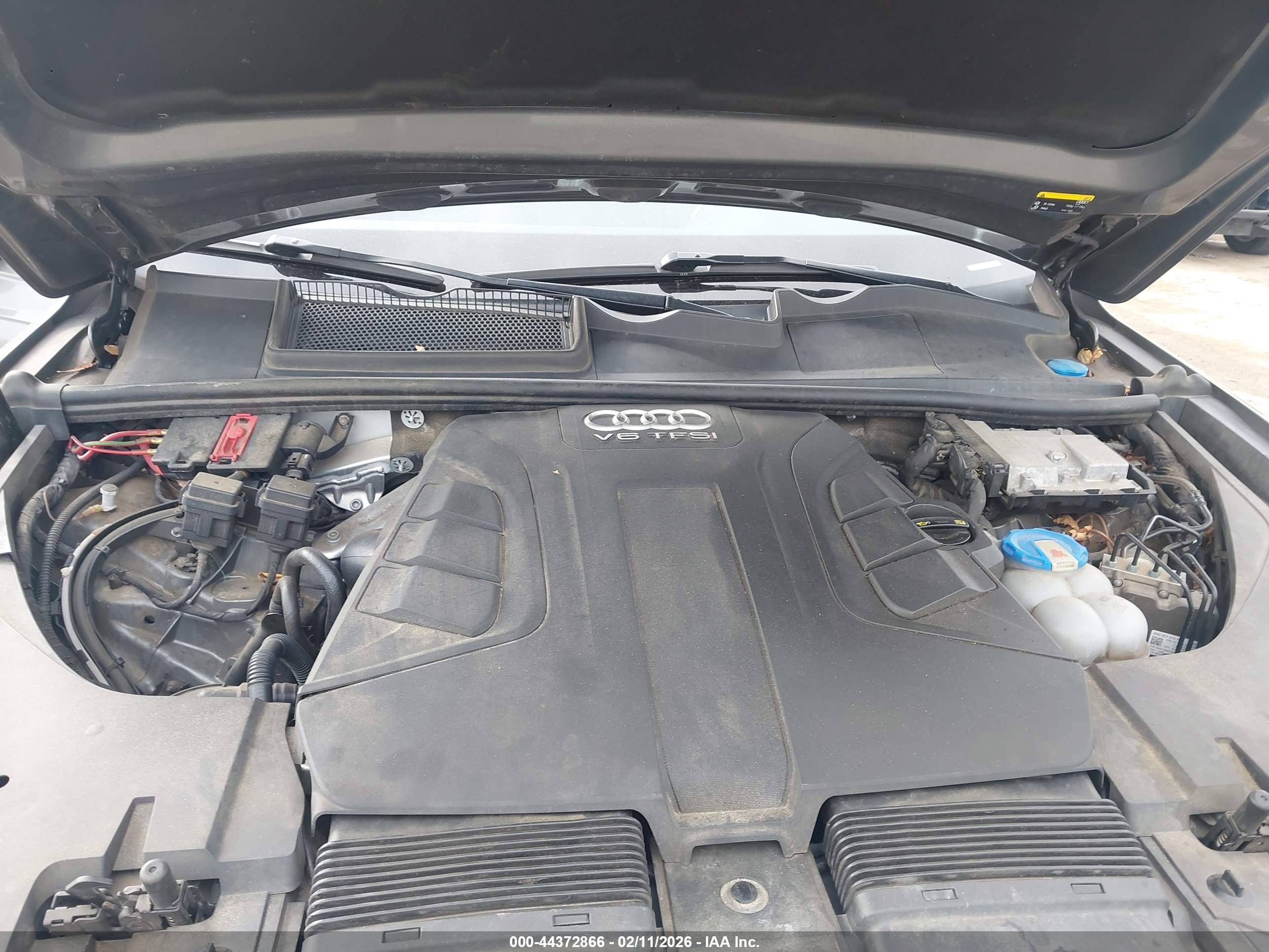 AUDI Q7 image 10