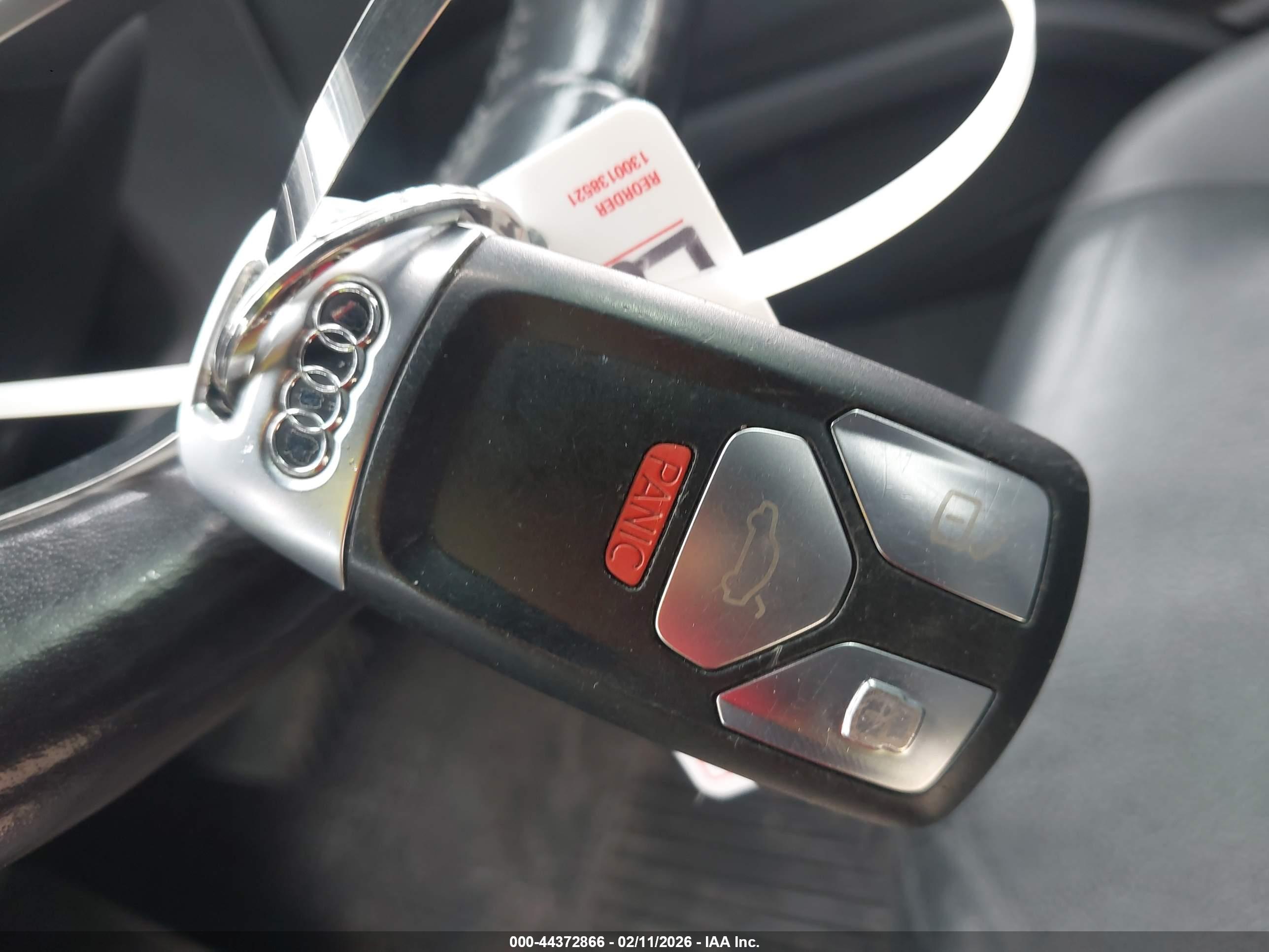 AUDI Q7 image 11