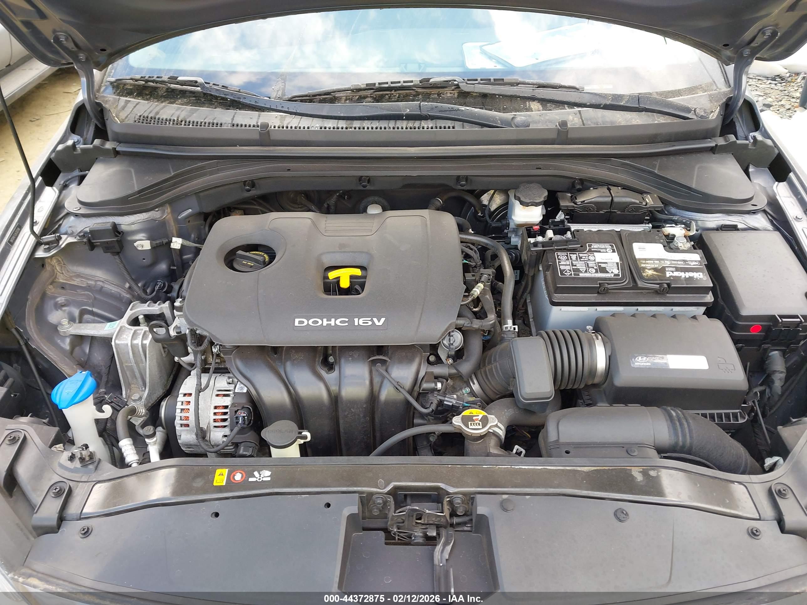 HYUNDAI ELANTRA image 10