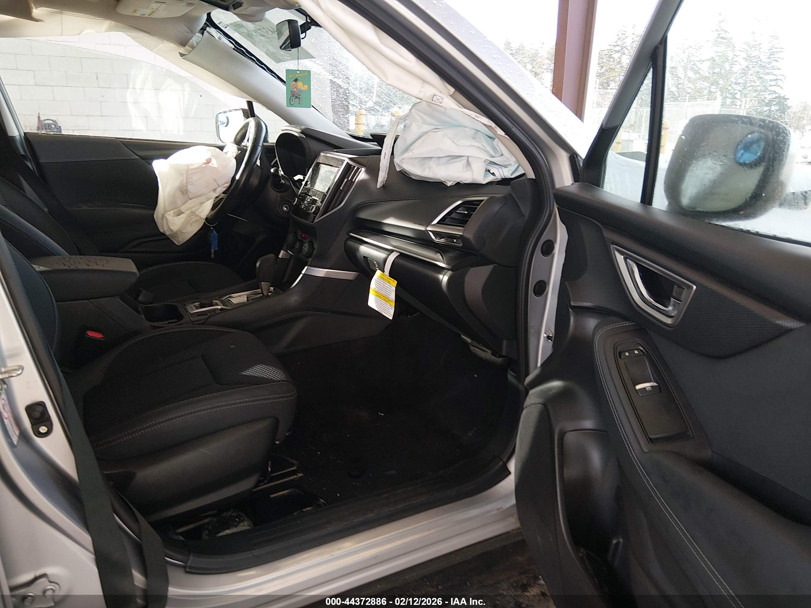 SUBARU FORESTER image 5