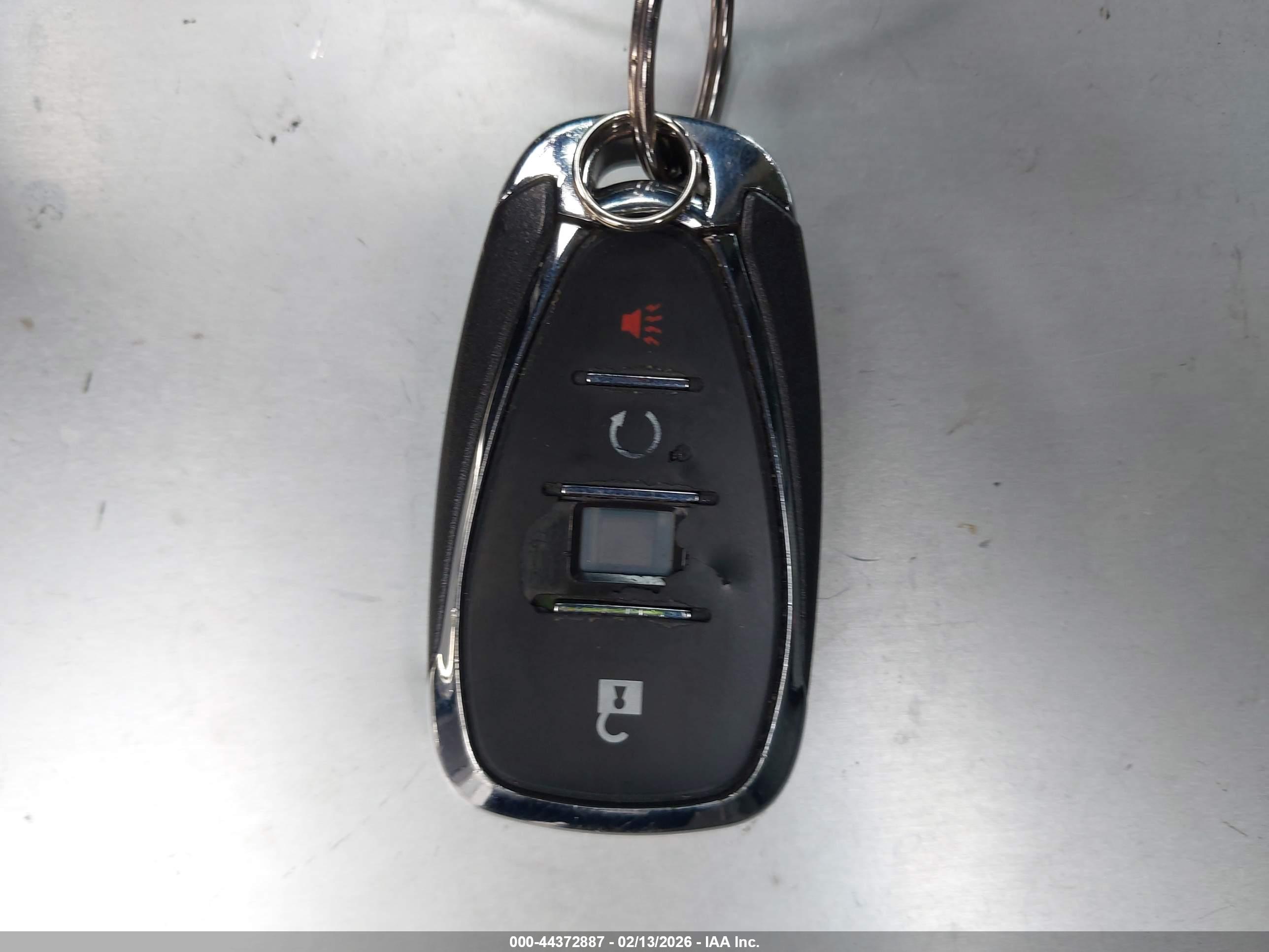 CHEVROLET EQUINOX image 11