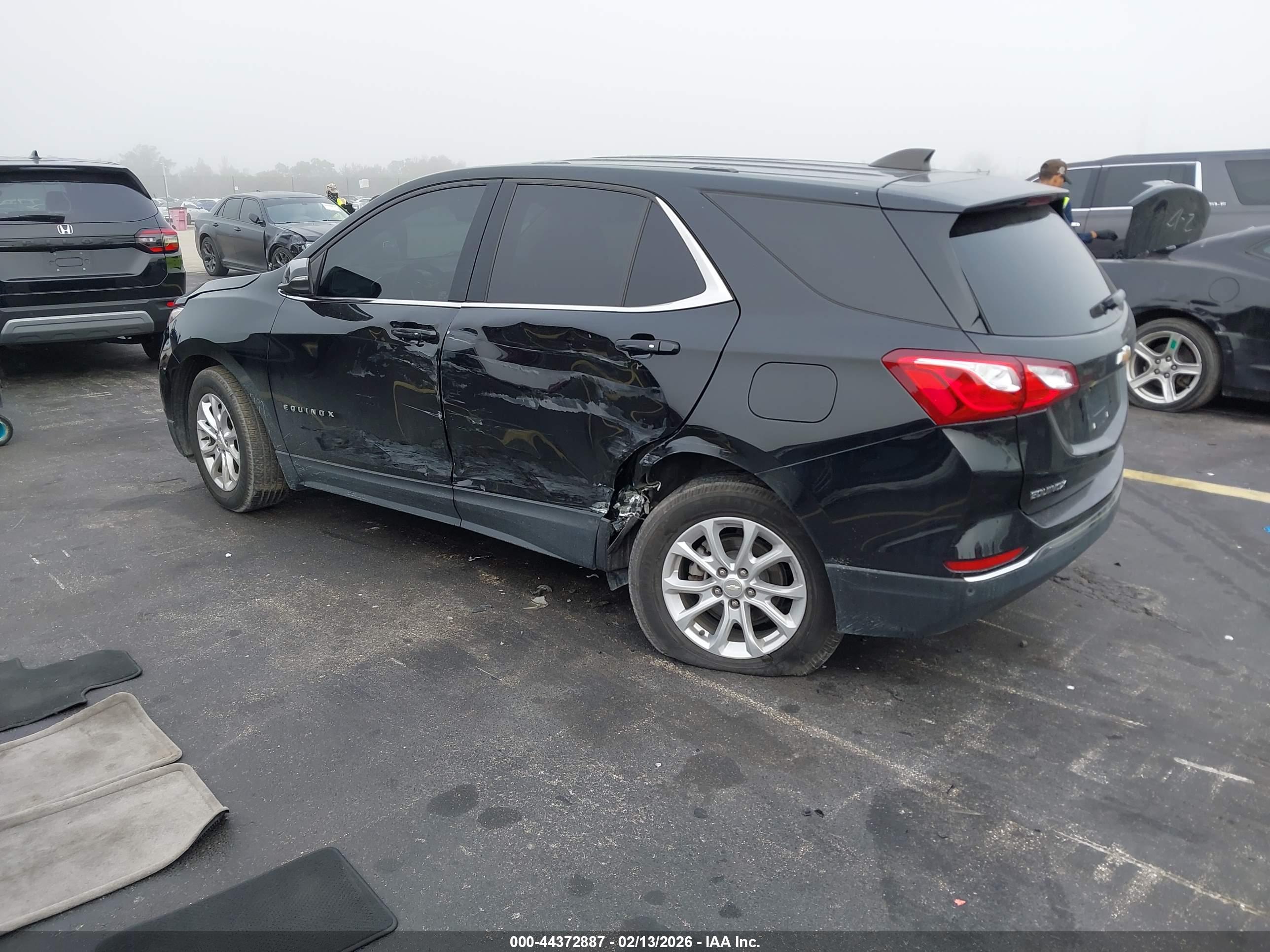 CHEVROLET EQUINOX image 3