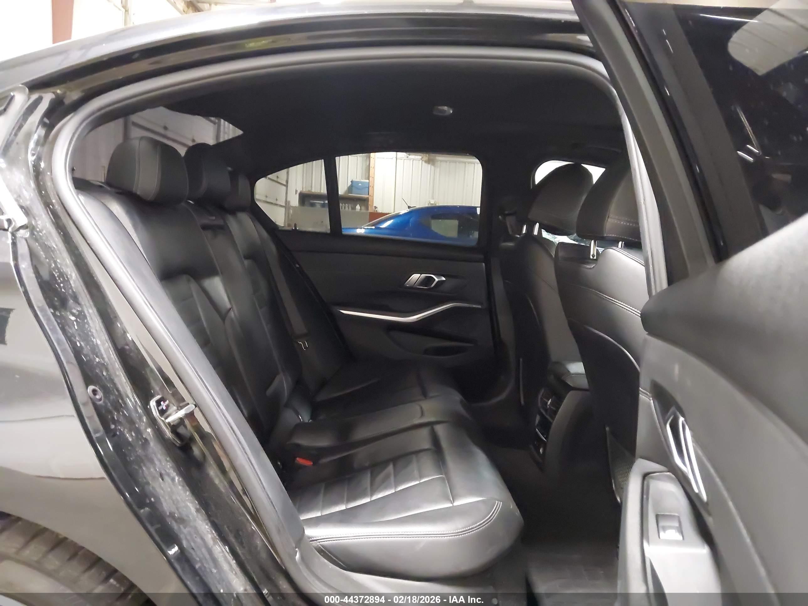 BMW M340I image 8