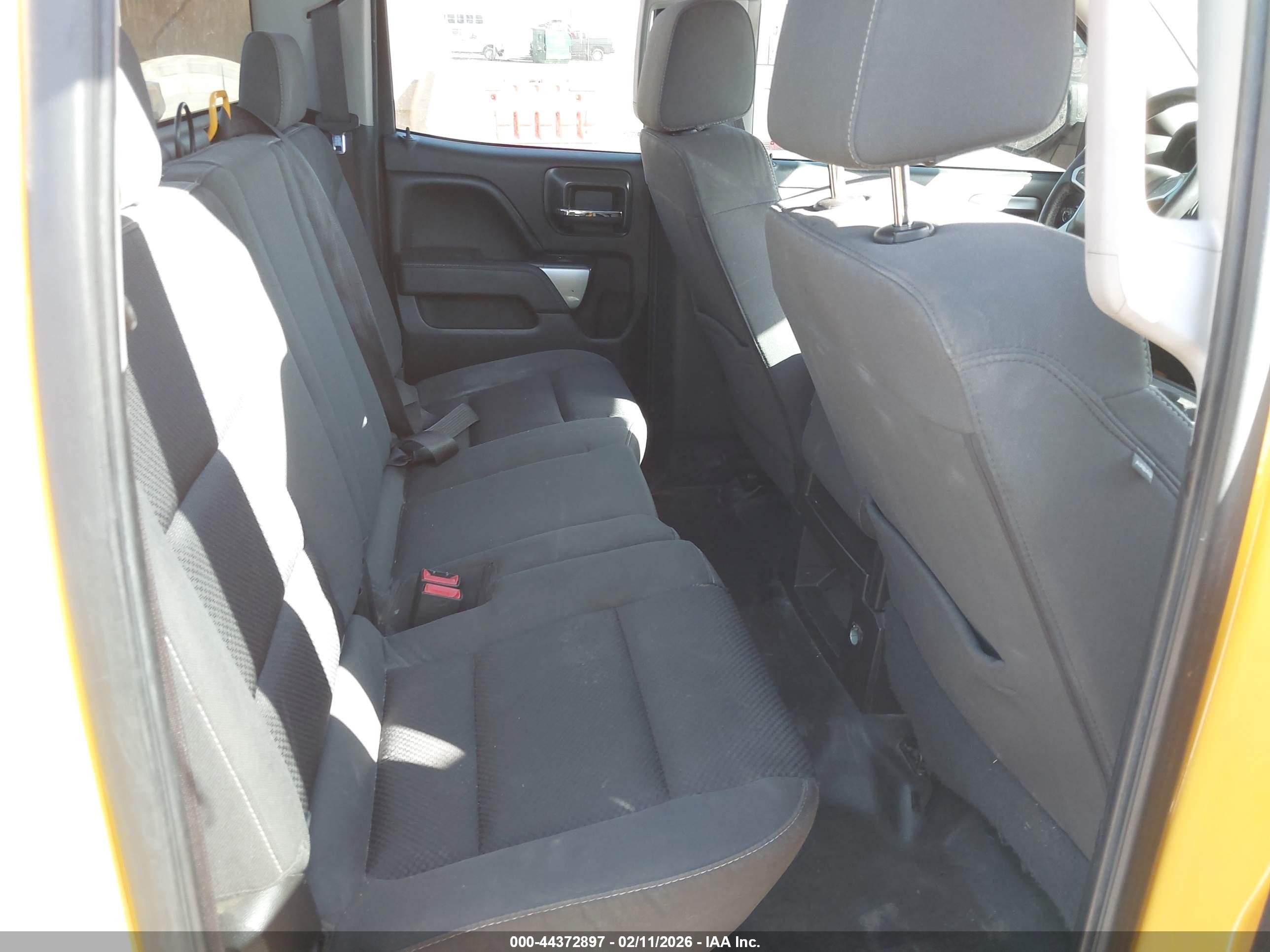 CHEVROLET SILVERADO image 8