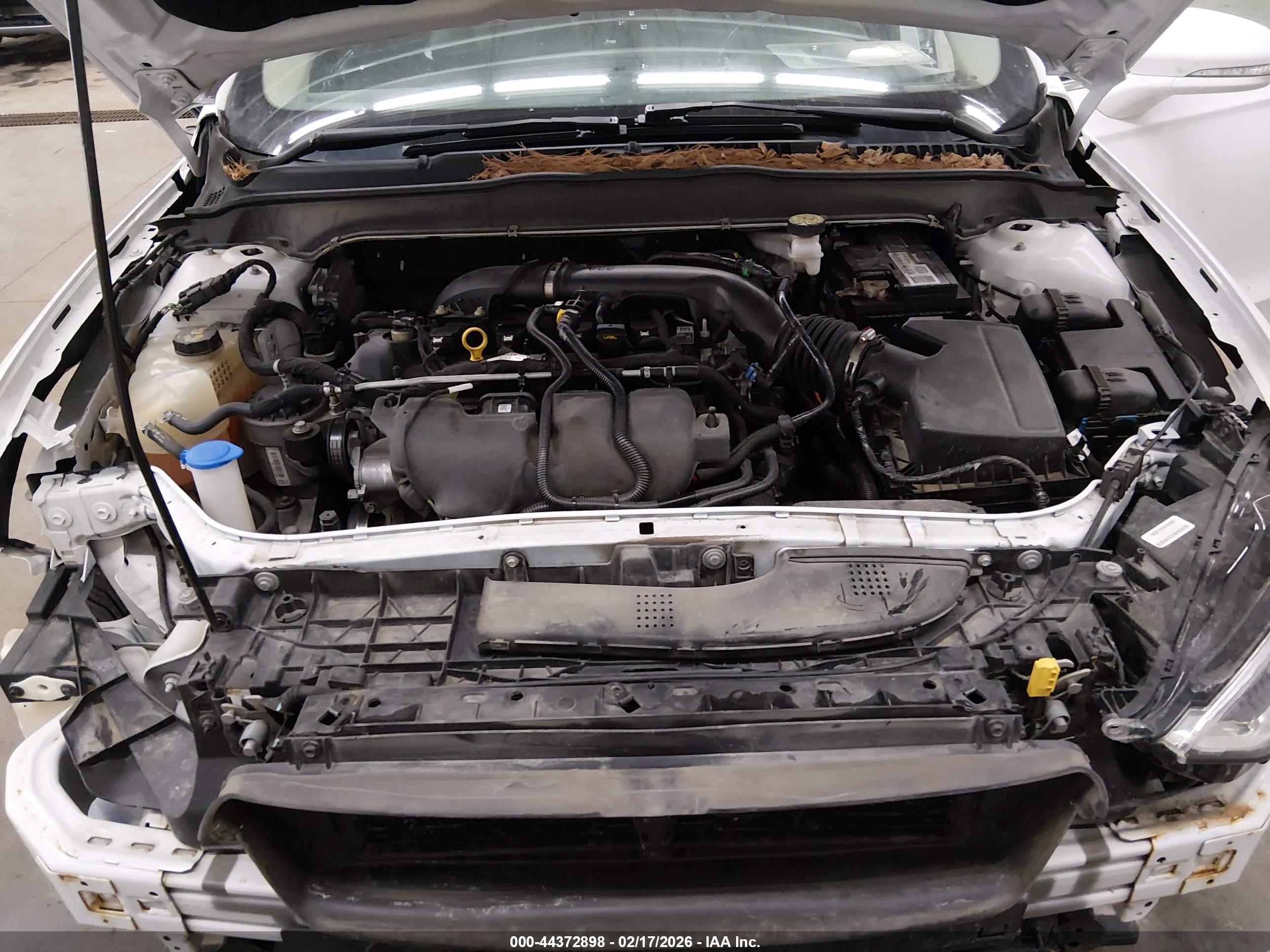 FORD FUSION image 10