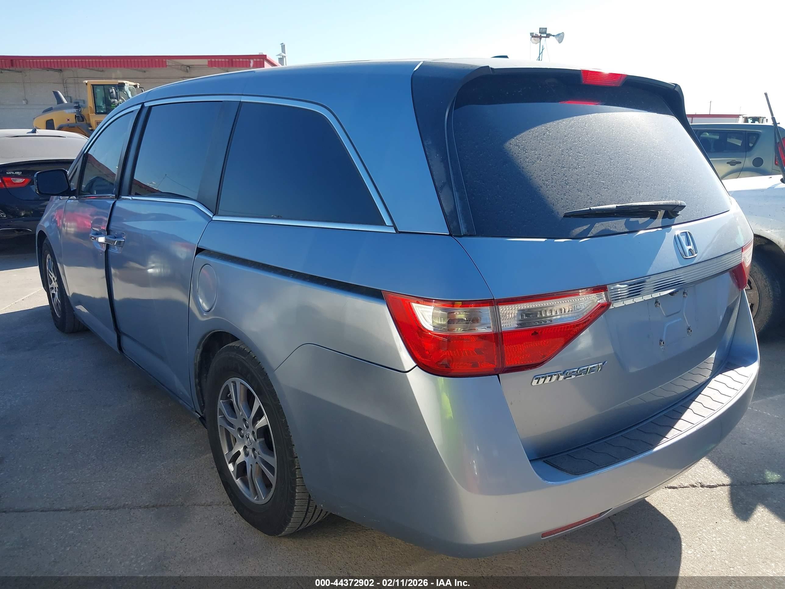 HONDA ODYSSEY image 3