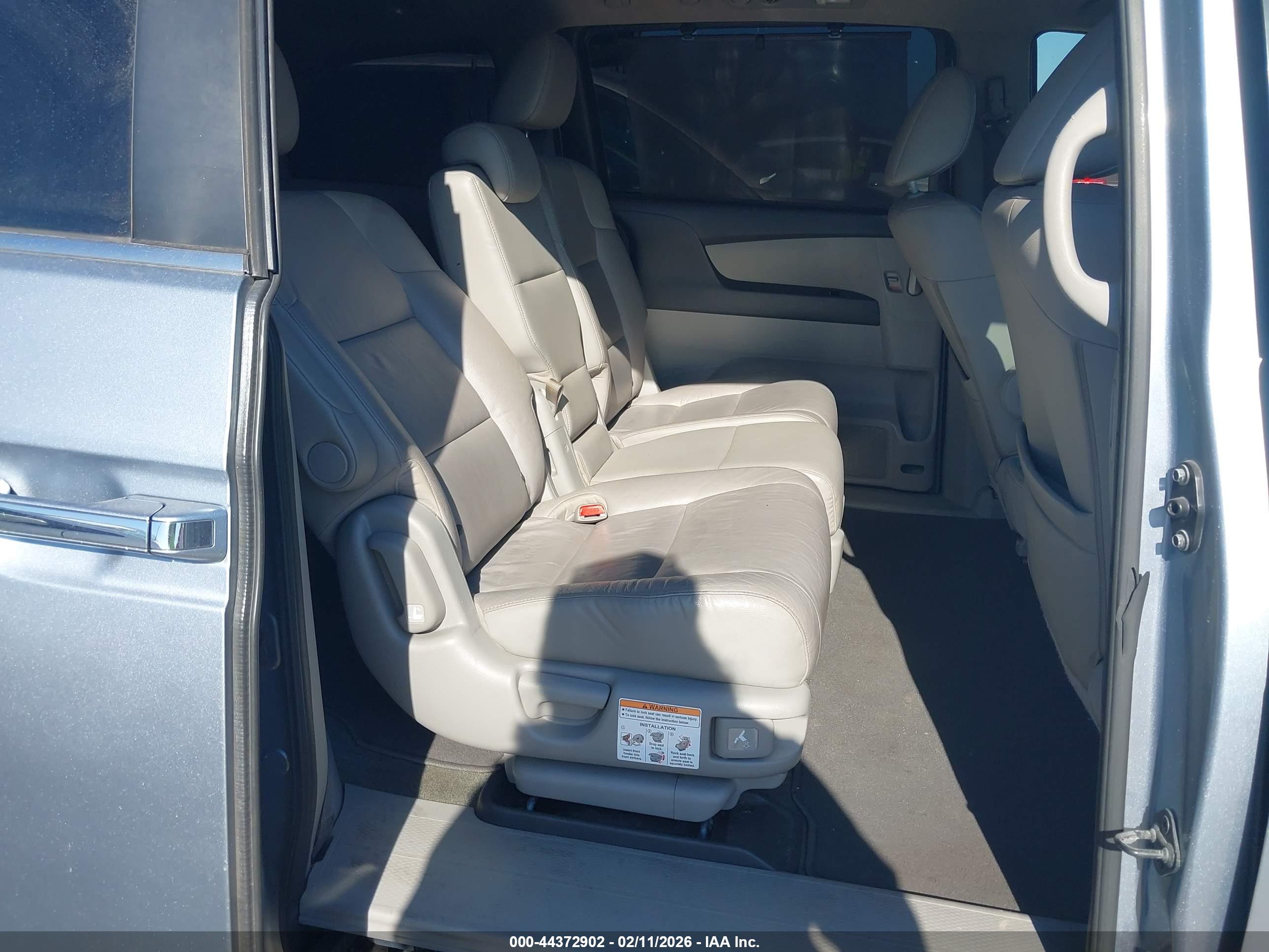 HONDA ODYSSEY image 8