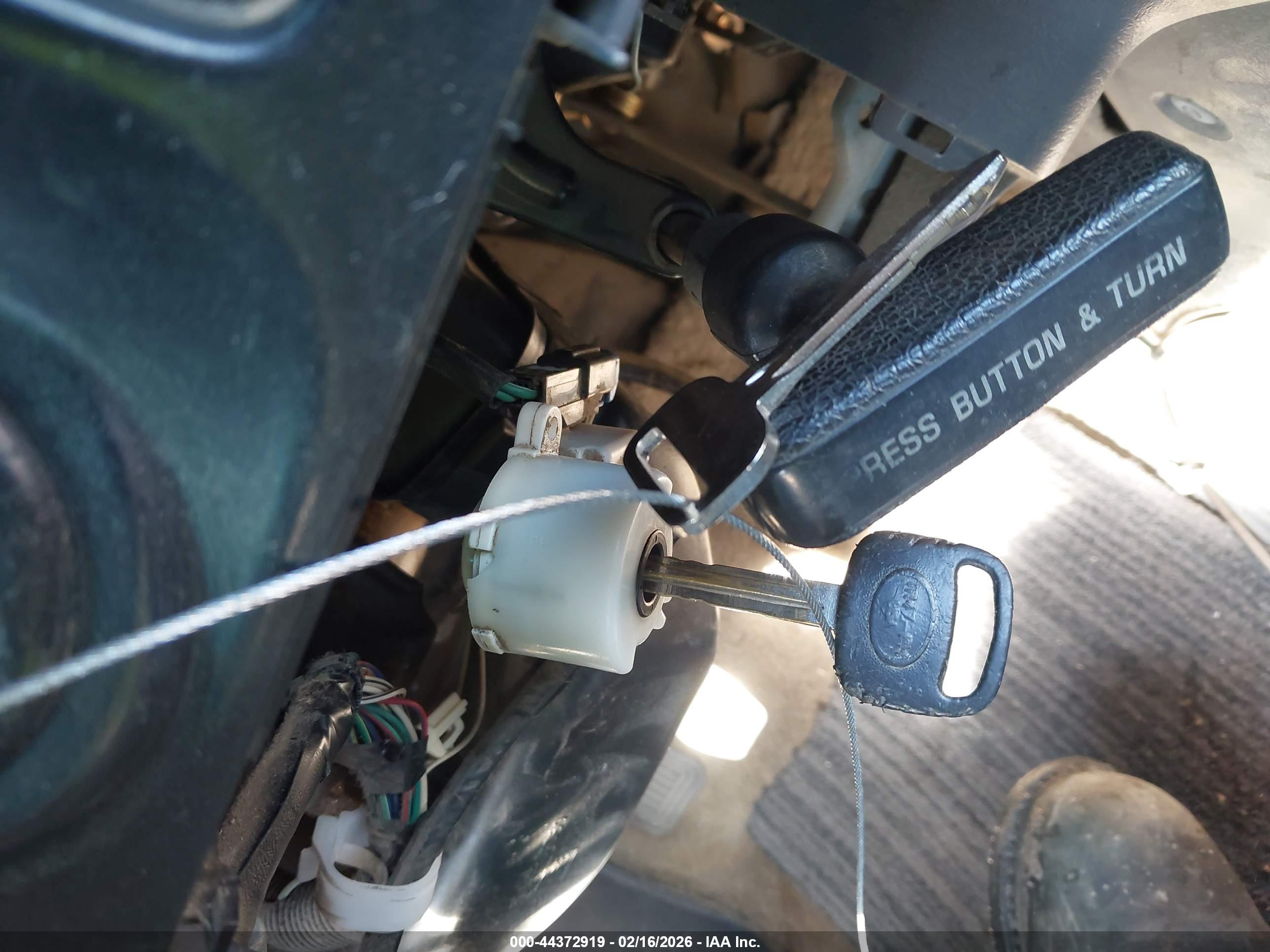 TOYOTA TACOMA image 11