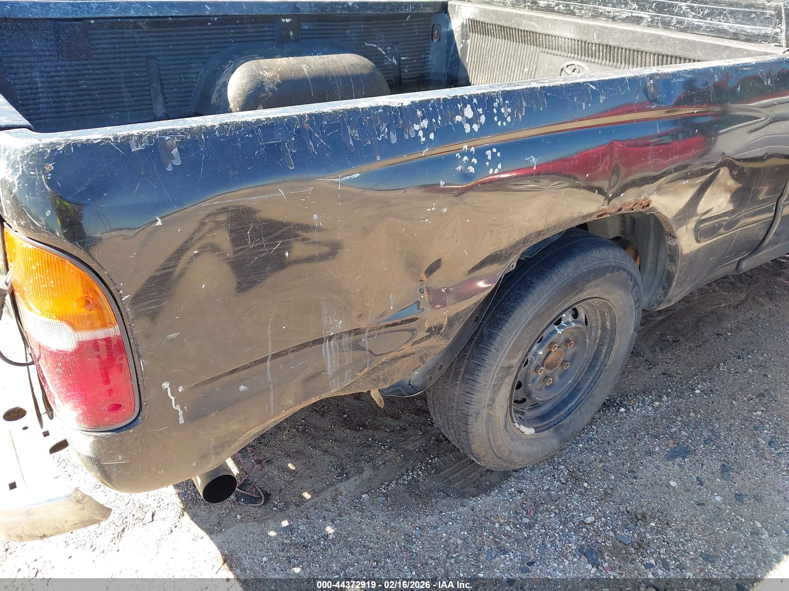 TOYOTA TACOMA image 6