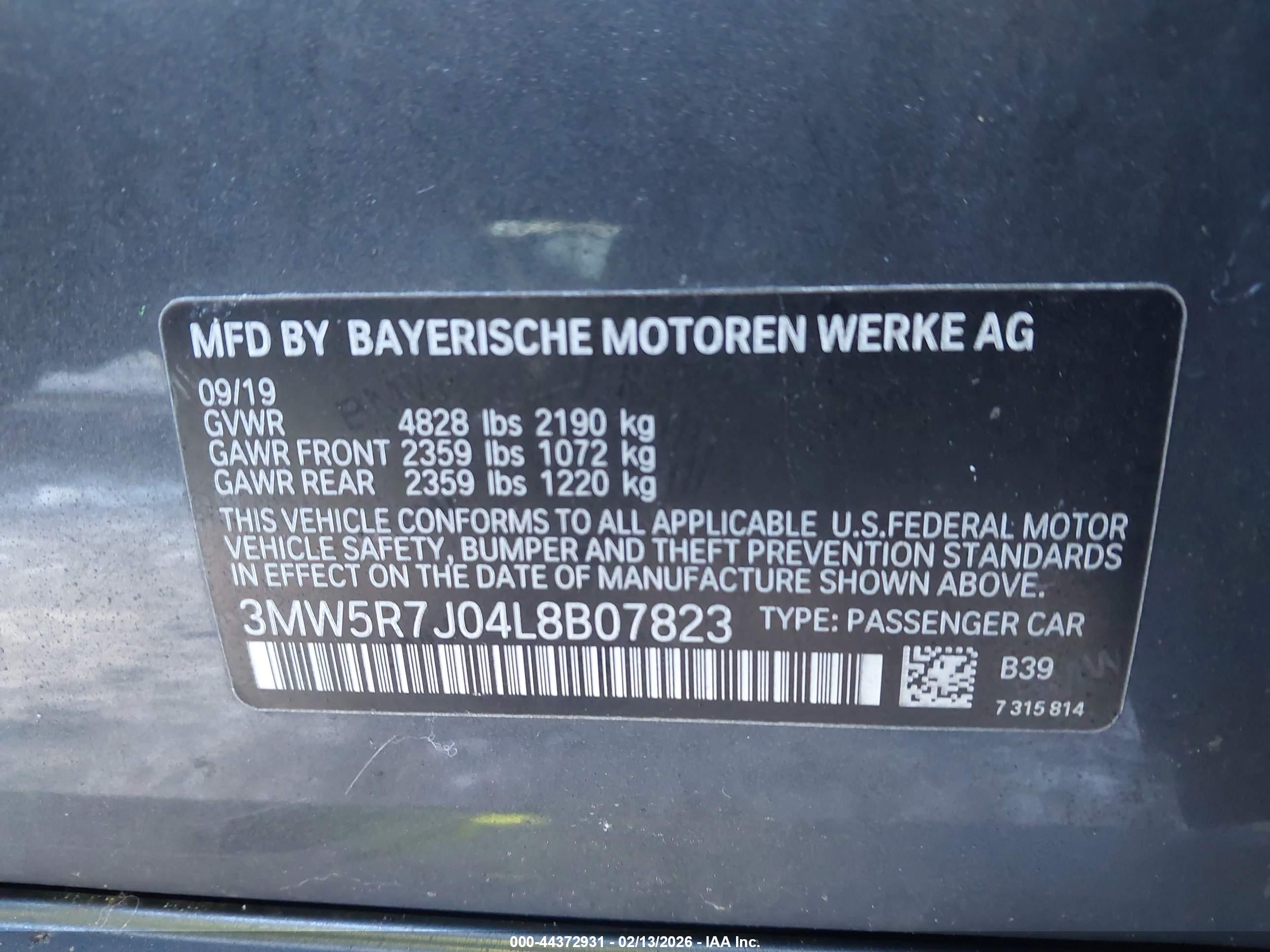BMW 330I image 9