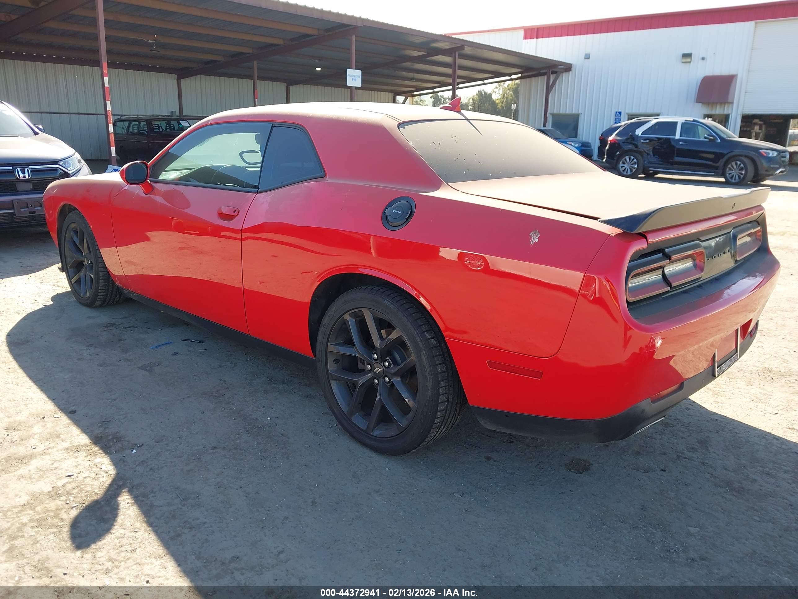 DODGE CHALLENGER image 3