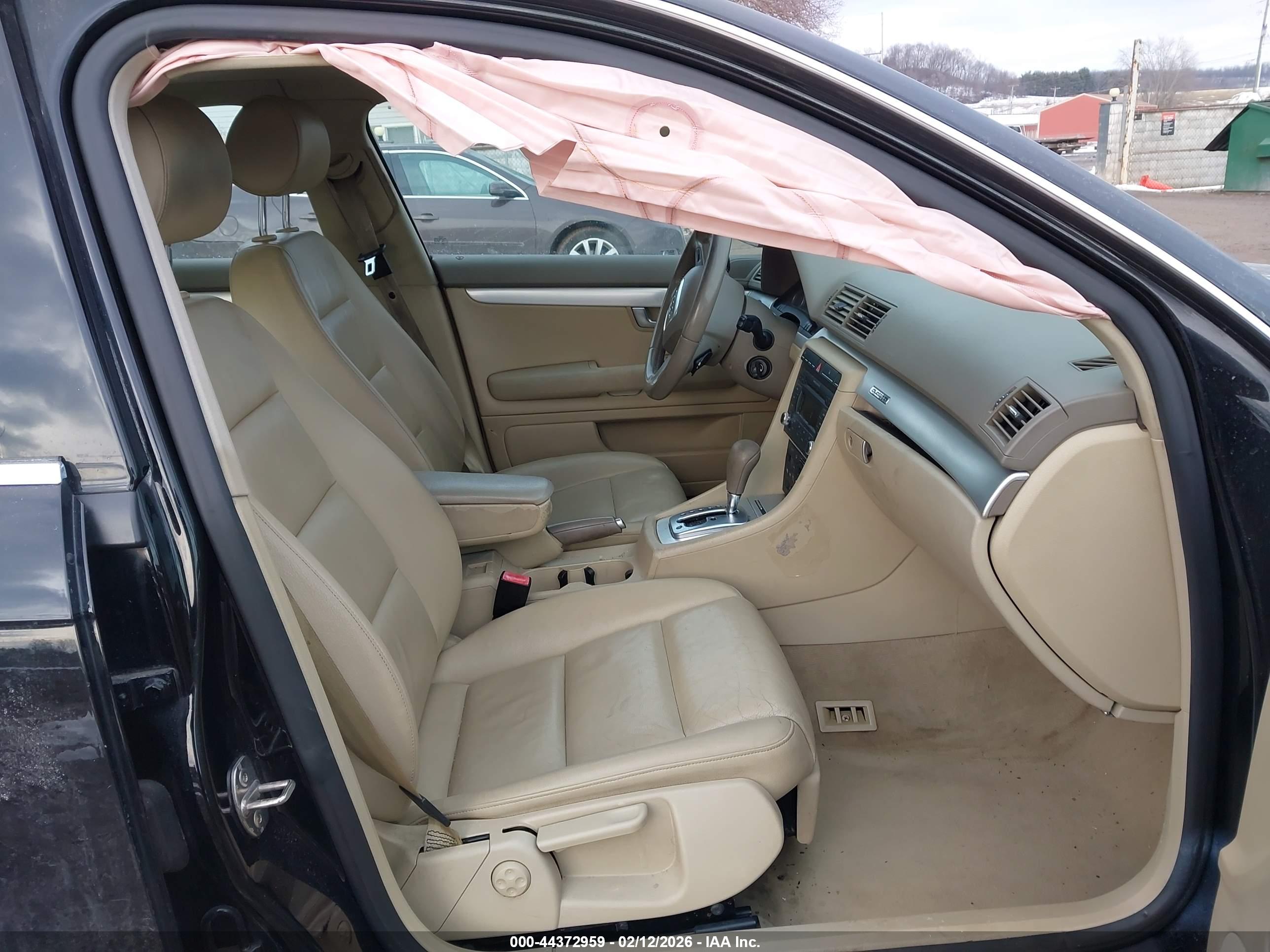 AUDI A4 image 5
