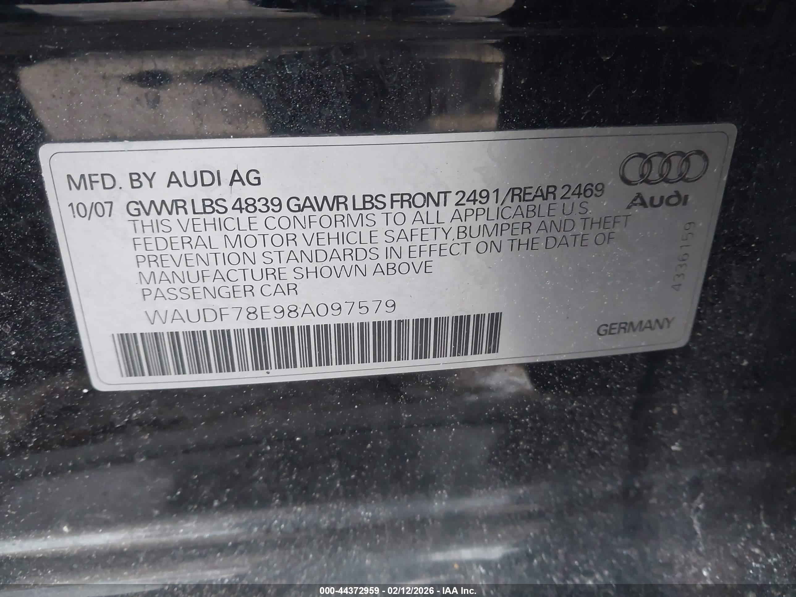 AUDI A4 image 9