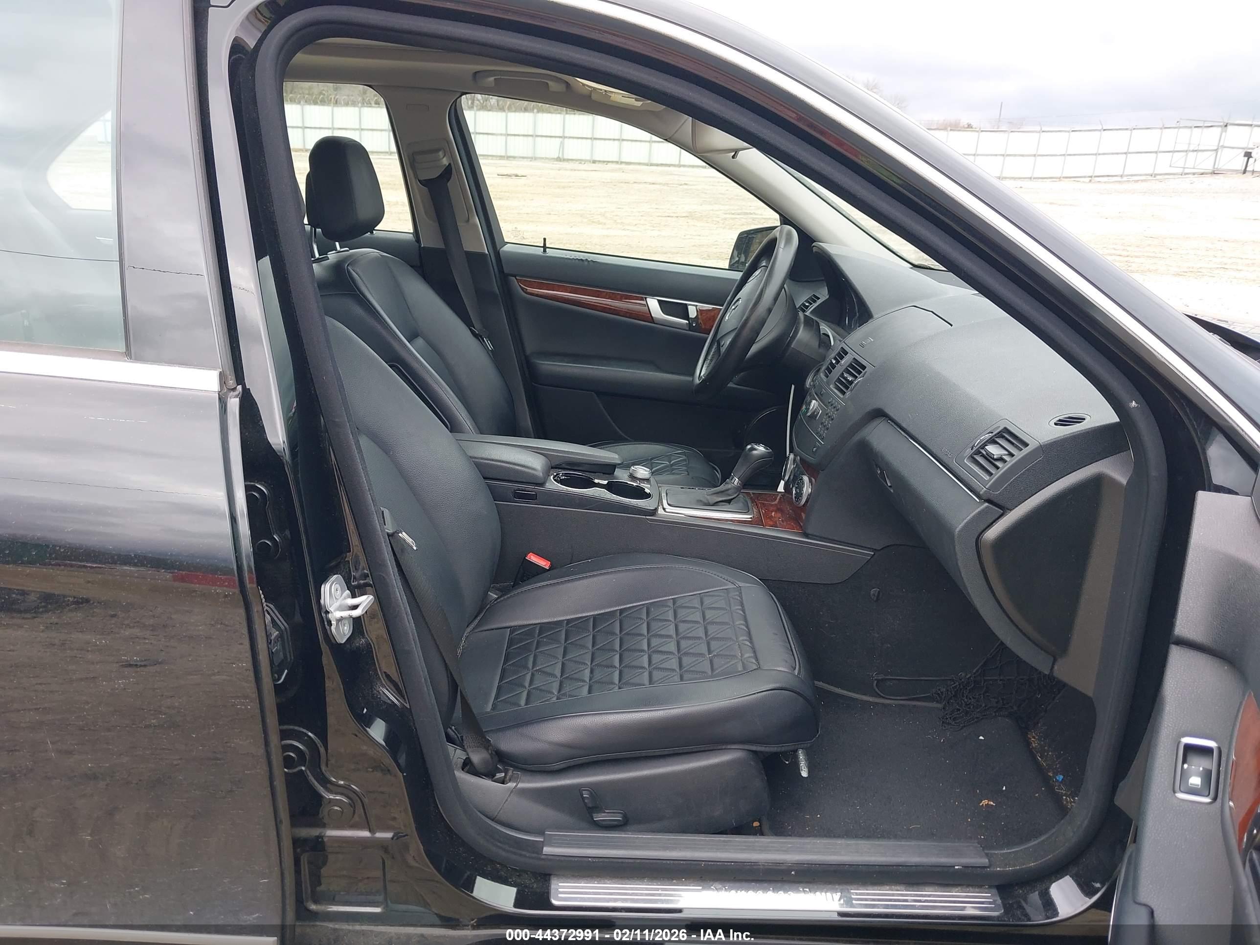 MERCEDES-BENZ C image 5