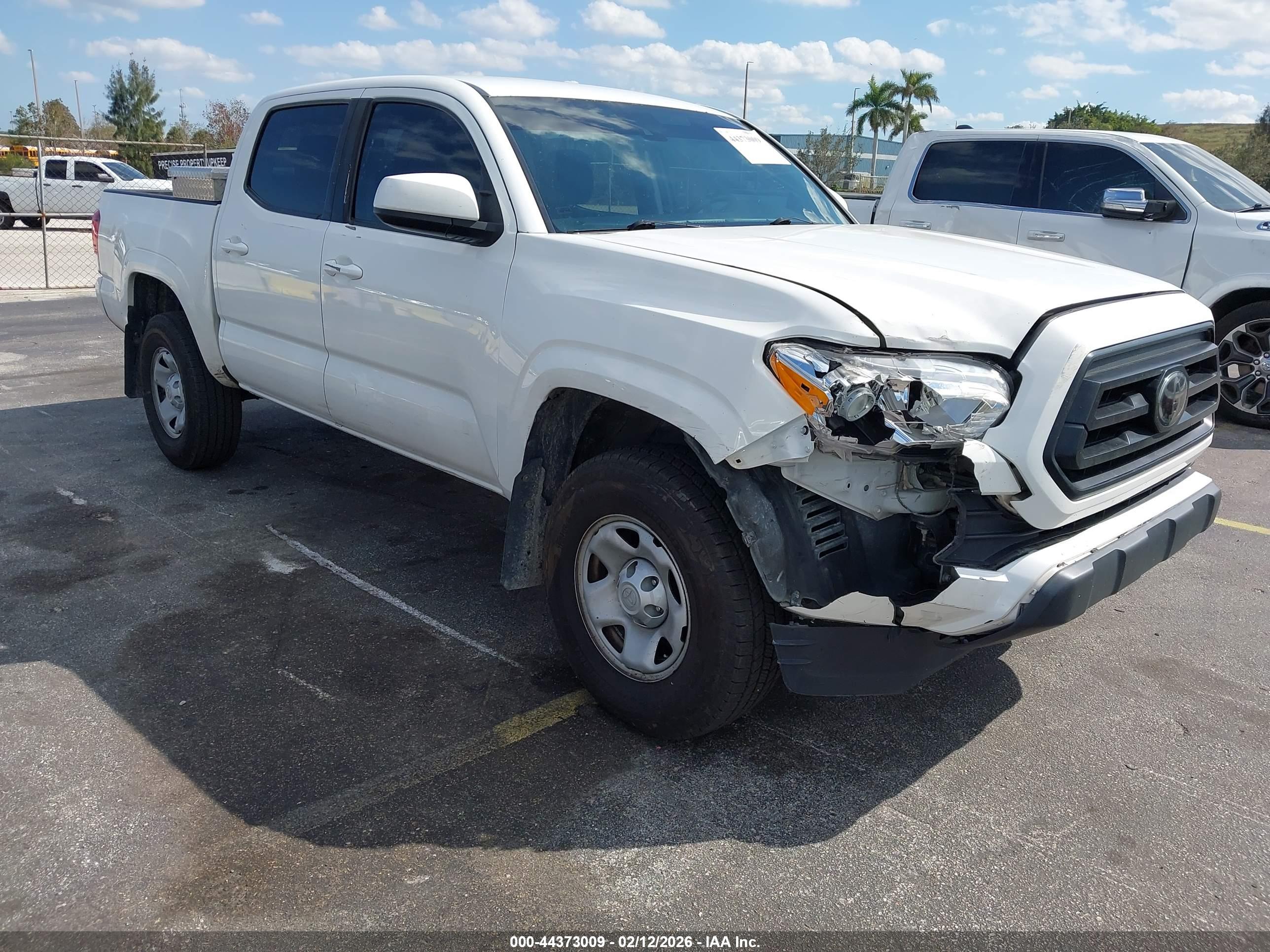 TOYOTA TACOMA image 6