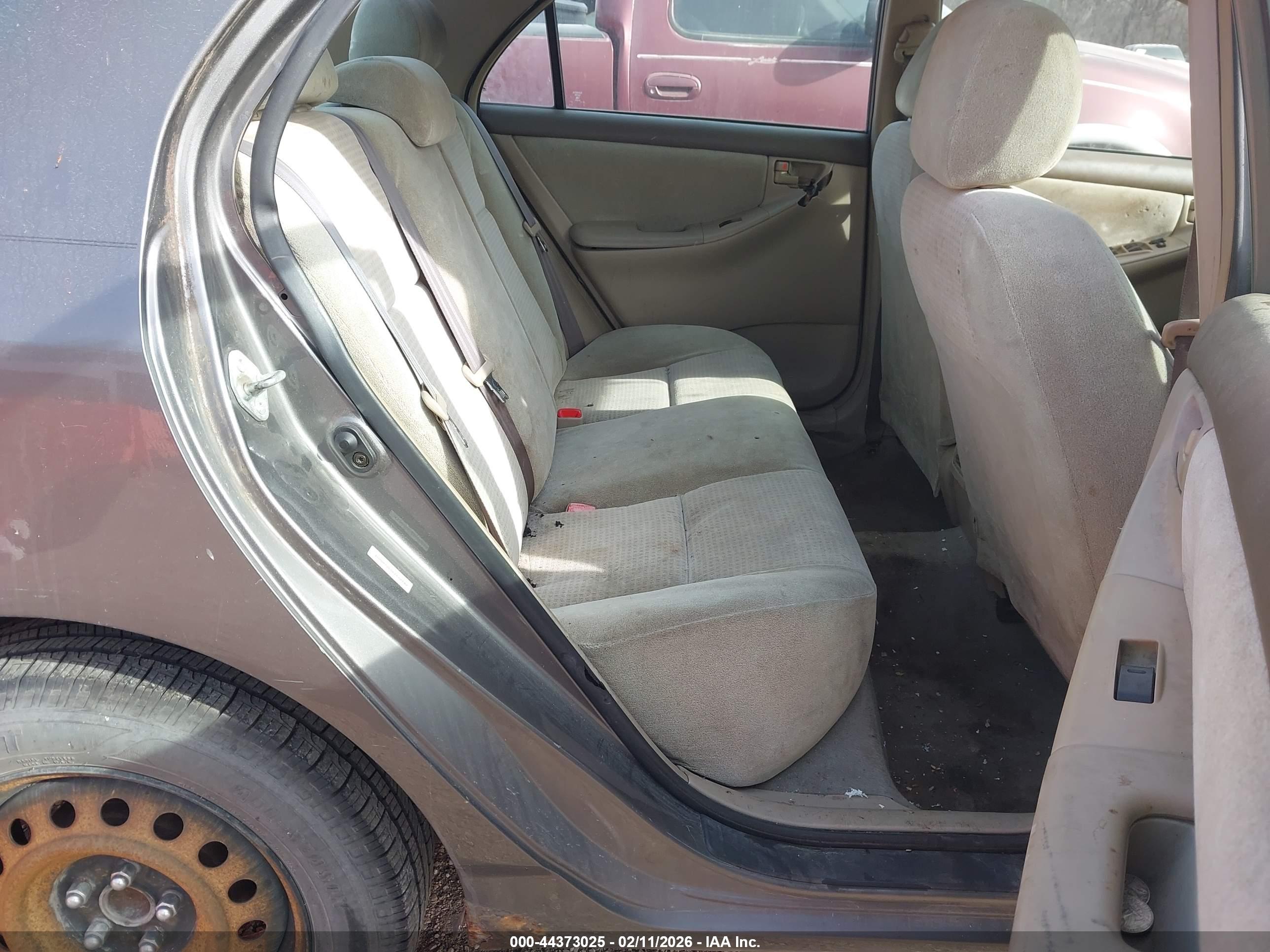 TOYOTA COROLLA image 8