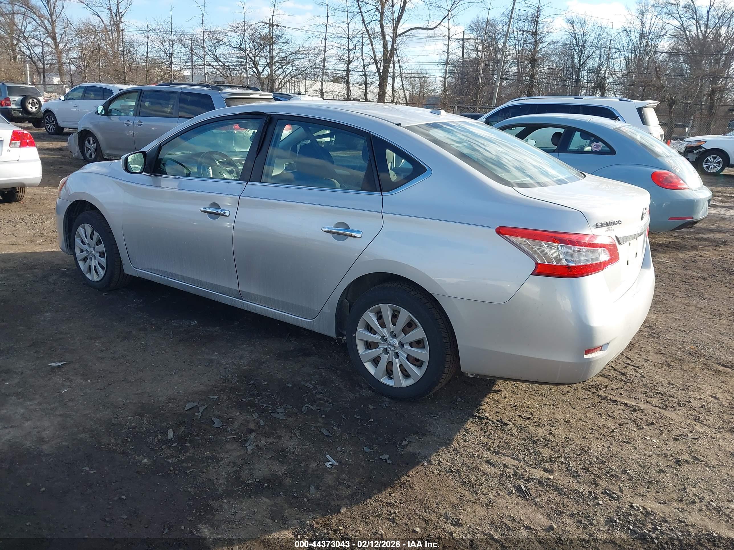 NISSAN SENTRA image 3