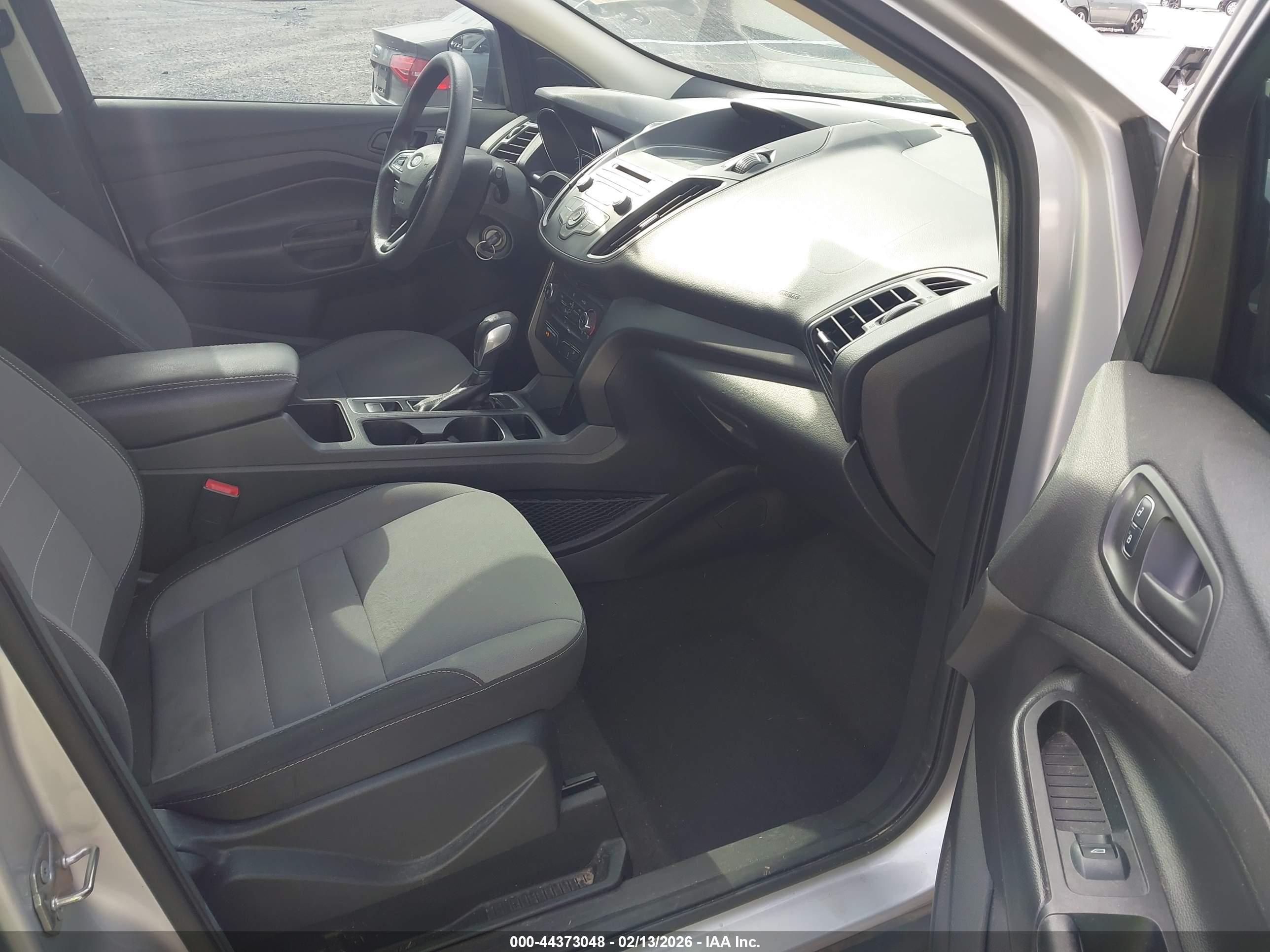 FORD ESCAPE image 5