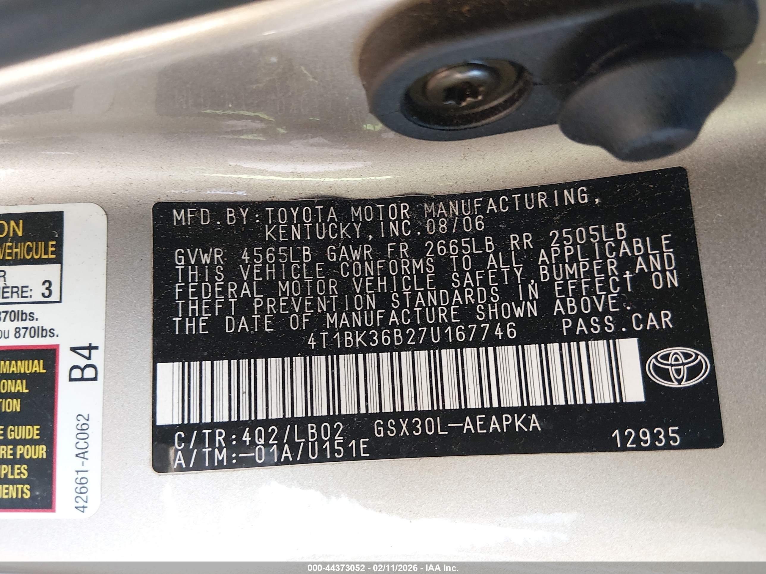 TOYOTA AVALON image 9
