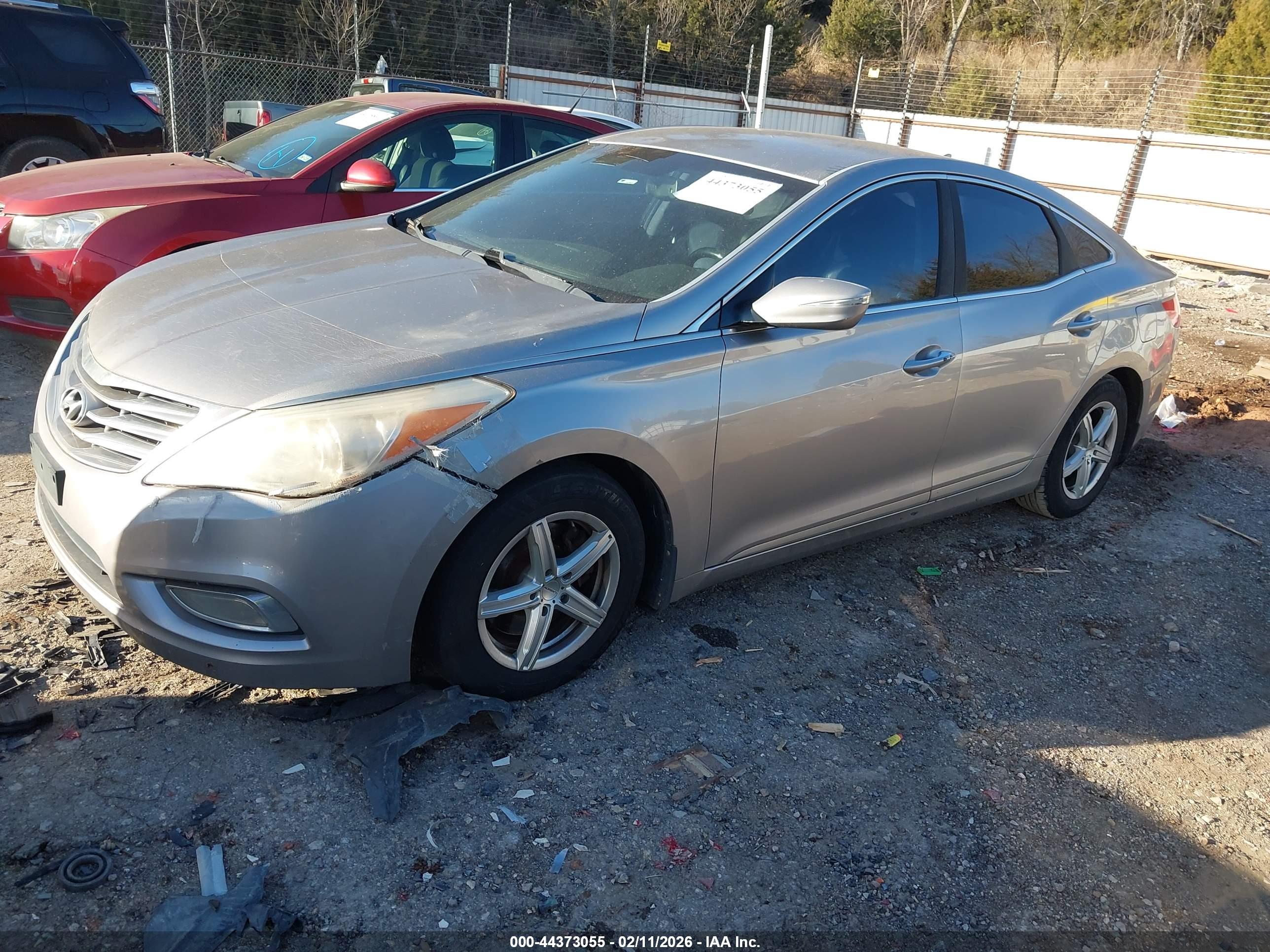 HYUNDAI AZERA image 2