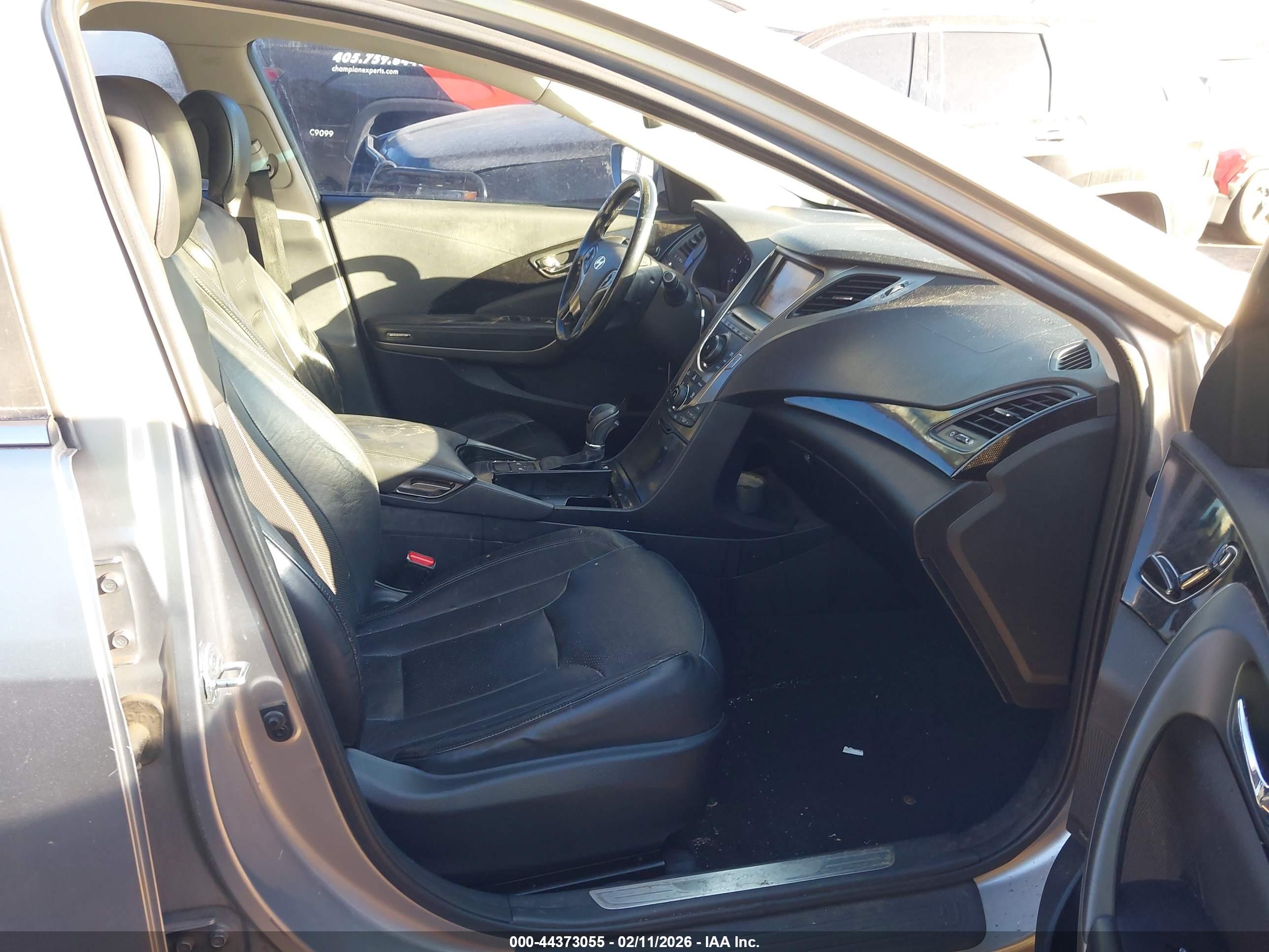 HYUNDAI AZERA image 5