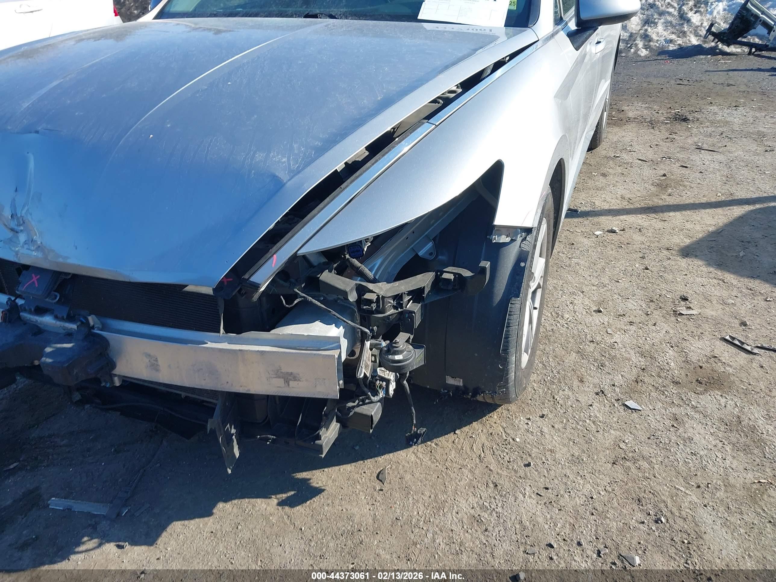HYUNDAI SONATA image 6