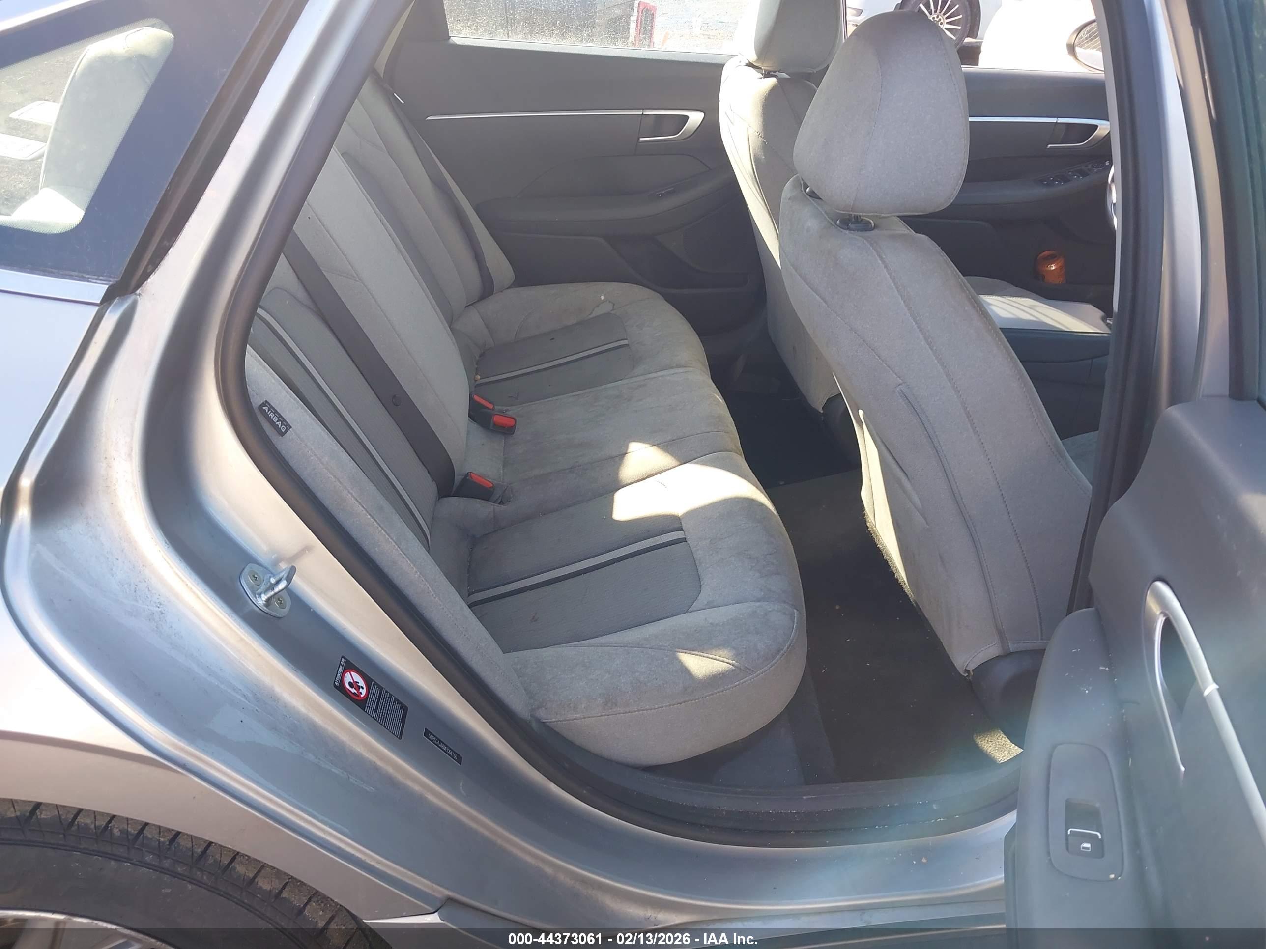 HYUNDAI SONATA image 8