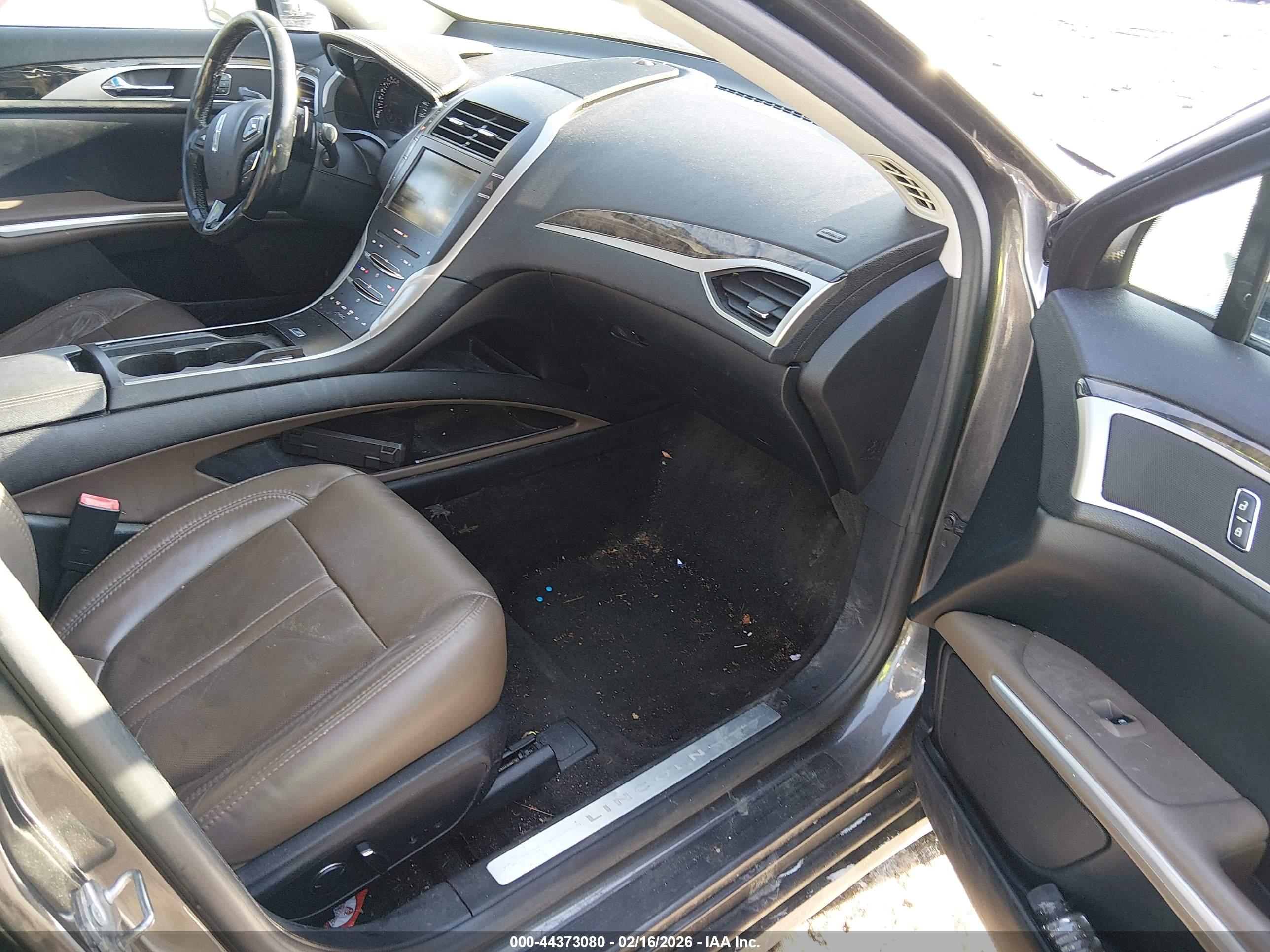 LINCOLN MKZ image 5