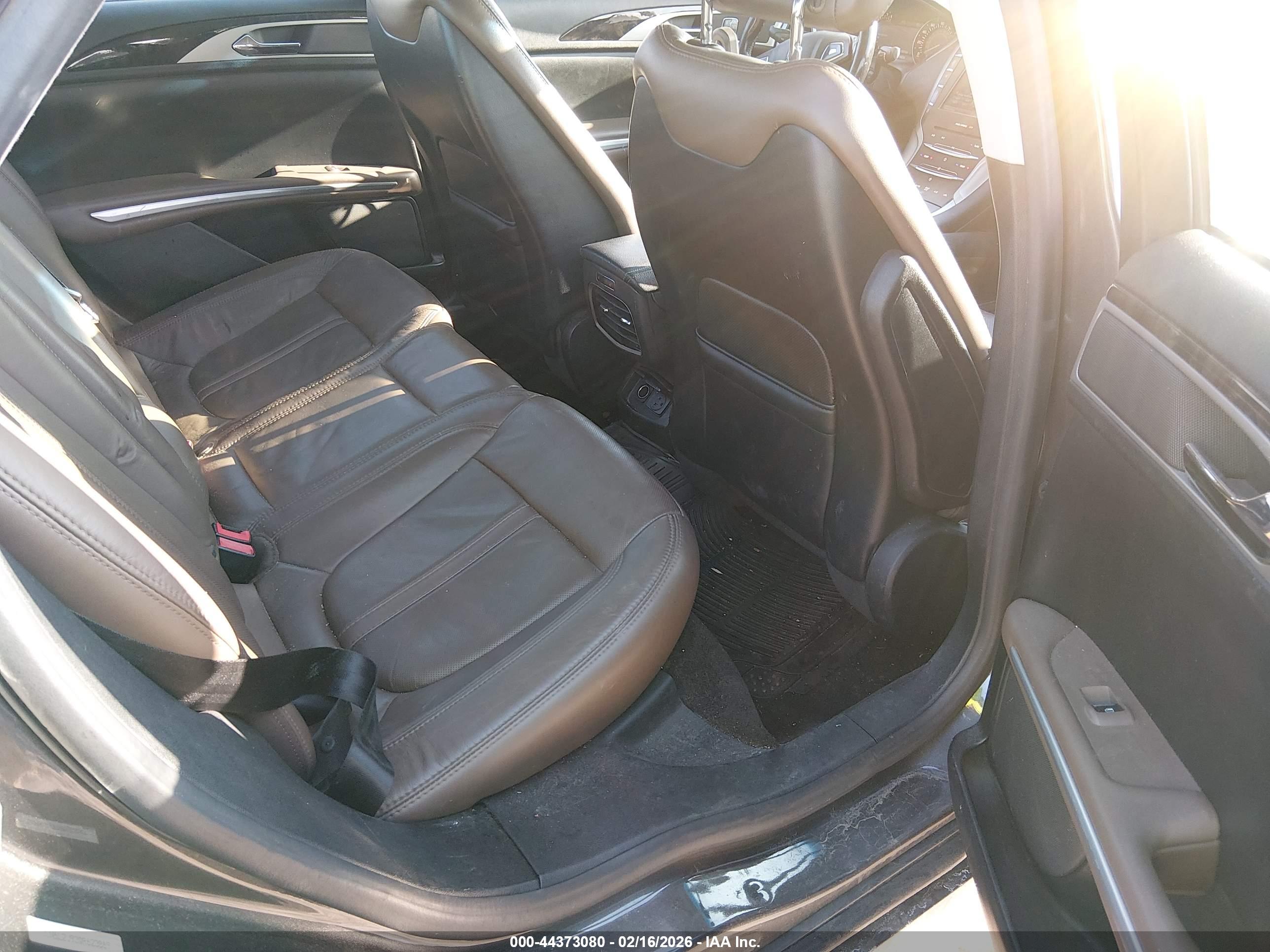 LINCOLN MKZ image 8