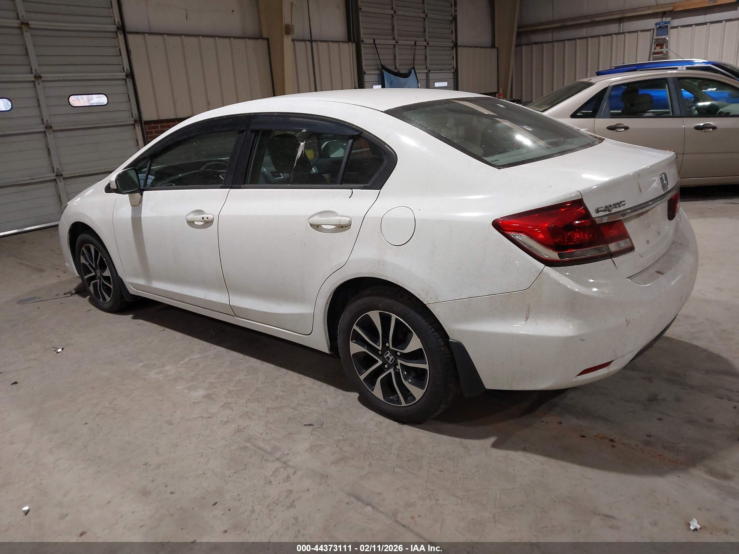 HONDA CIVIC image 3