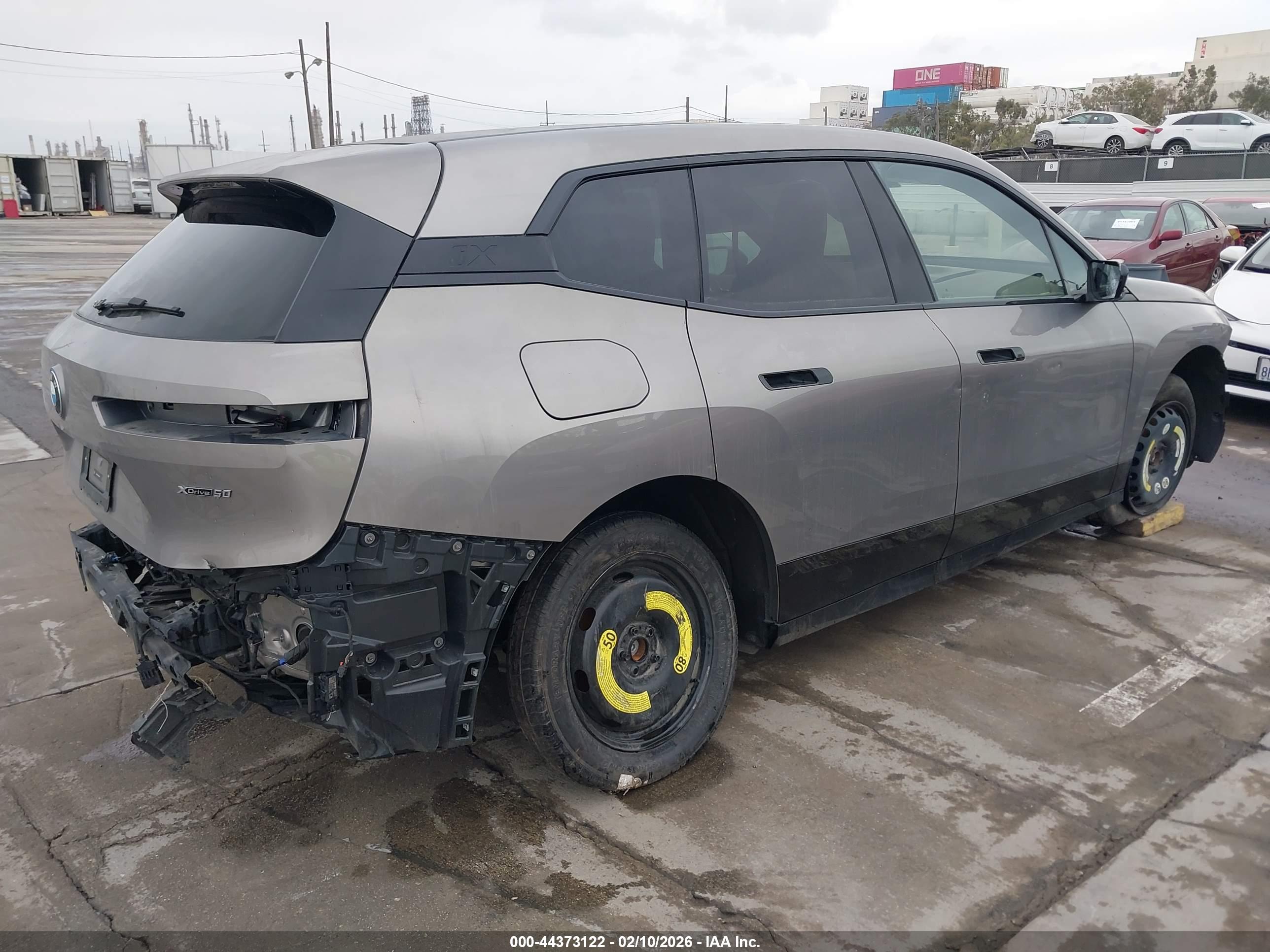 BMW IX image 4