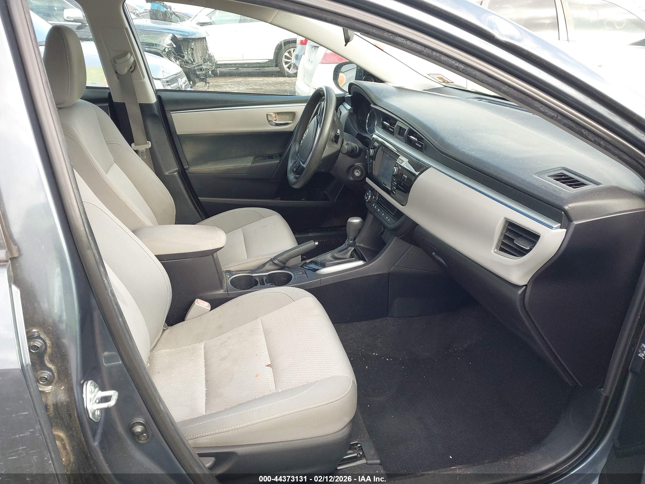 TOYOTA COROLLA image 5