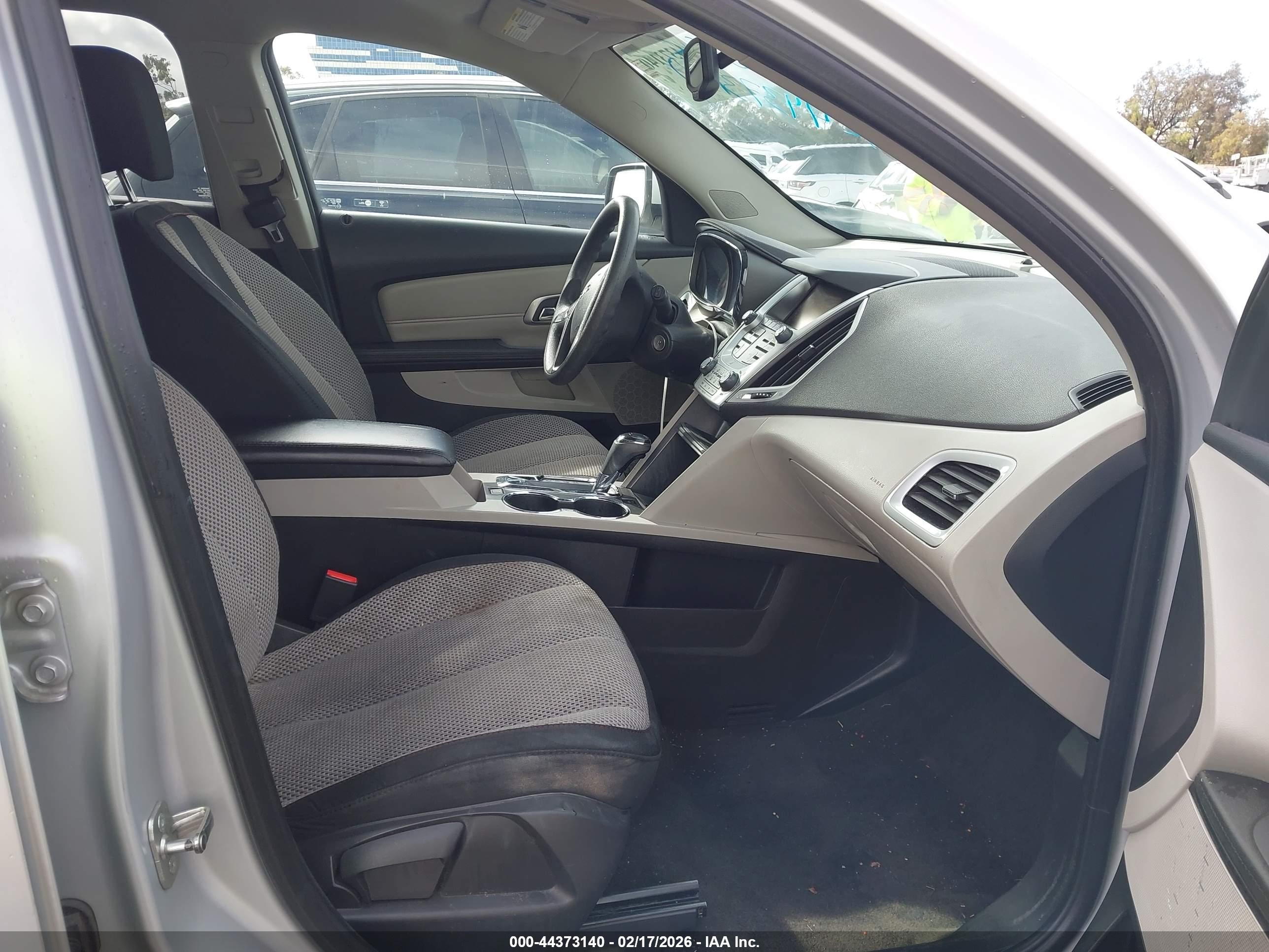 GMC TERRAIN image 5