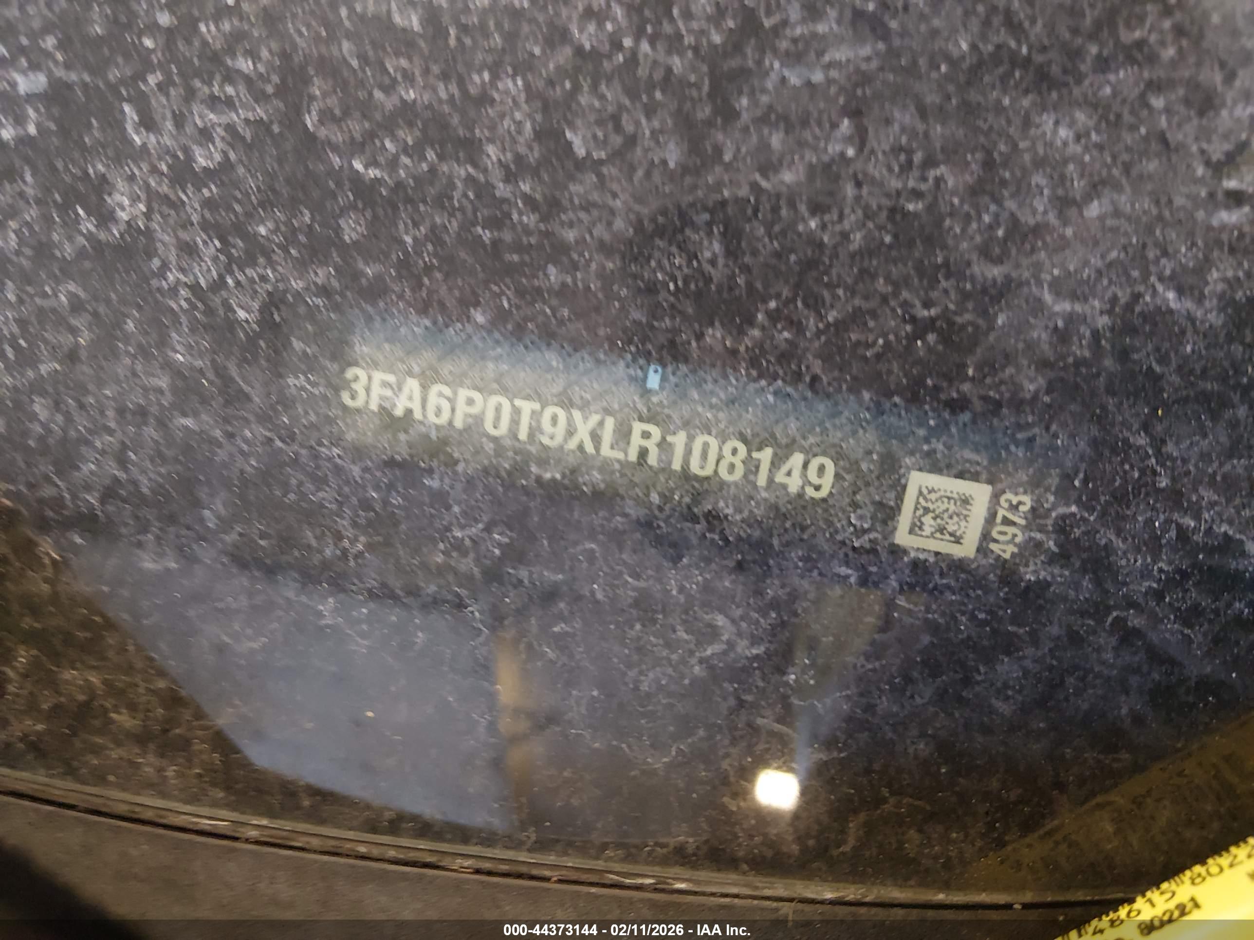 FORD FUSION image 9