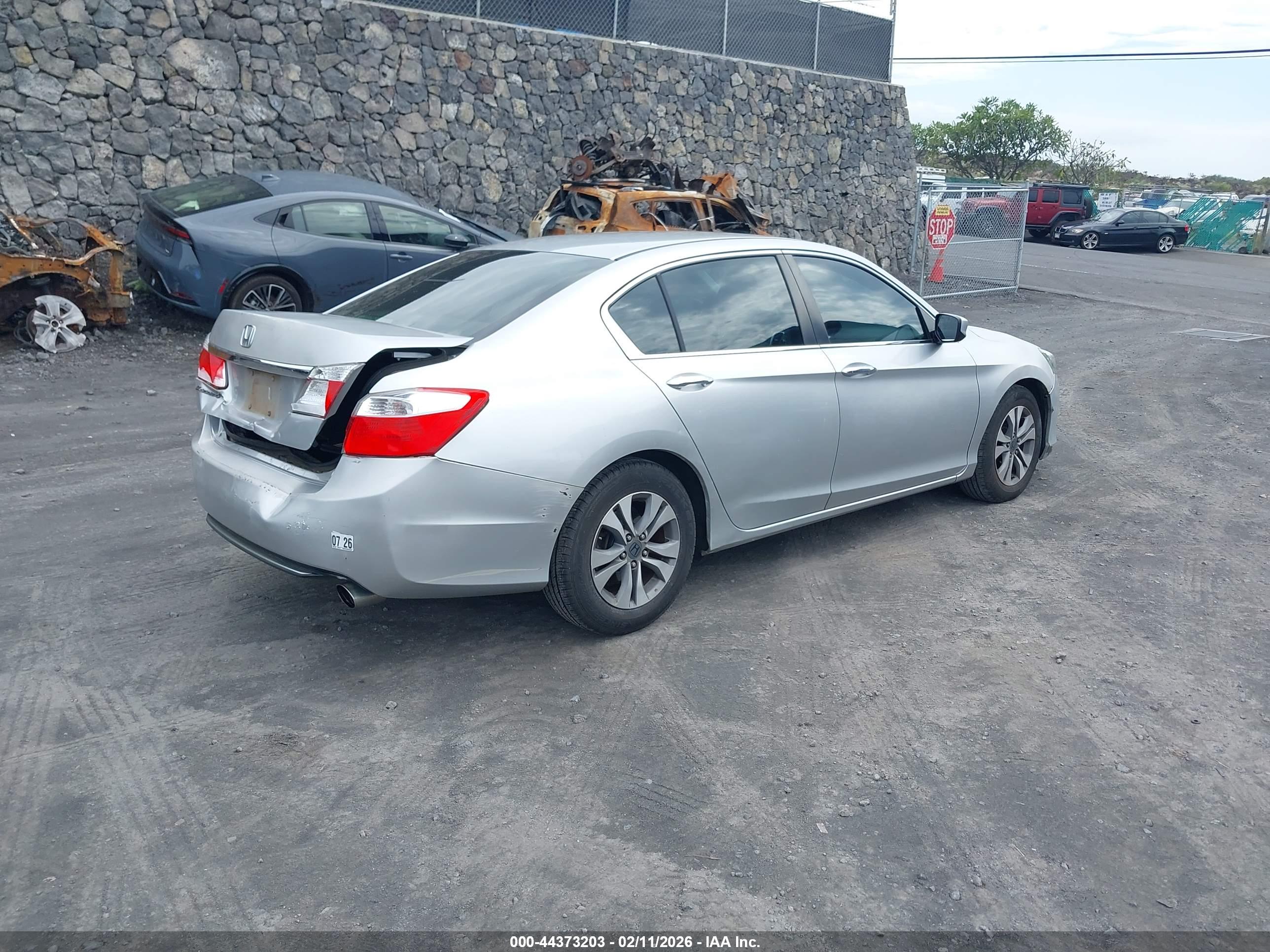 HONDA ACCORD image 4