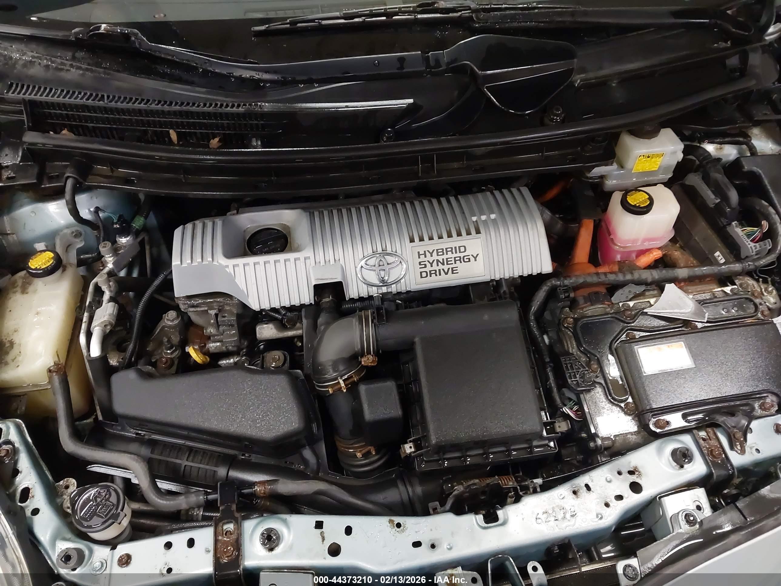 TOYOTA PRIUS image 10