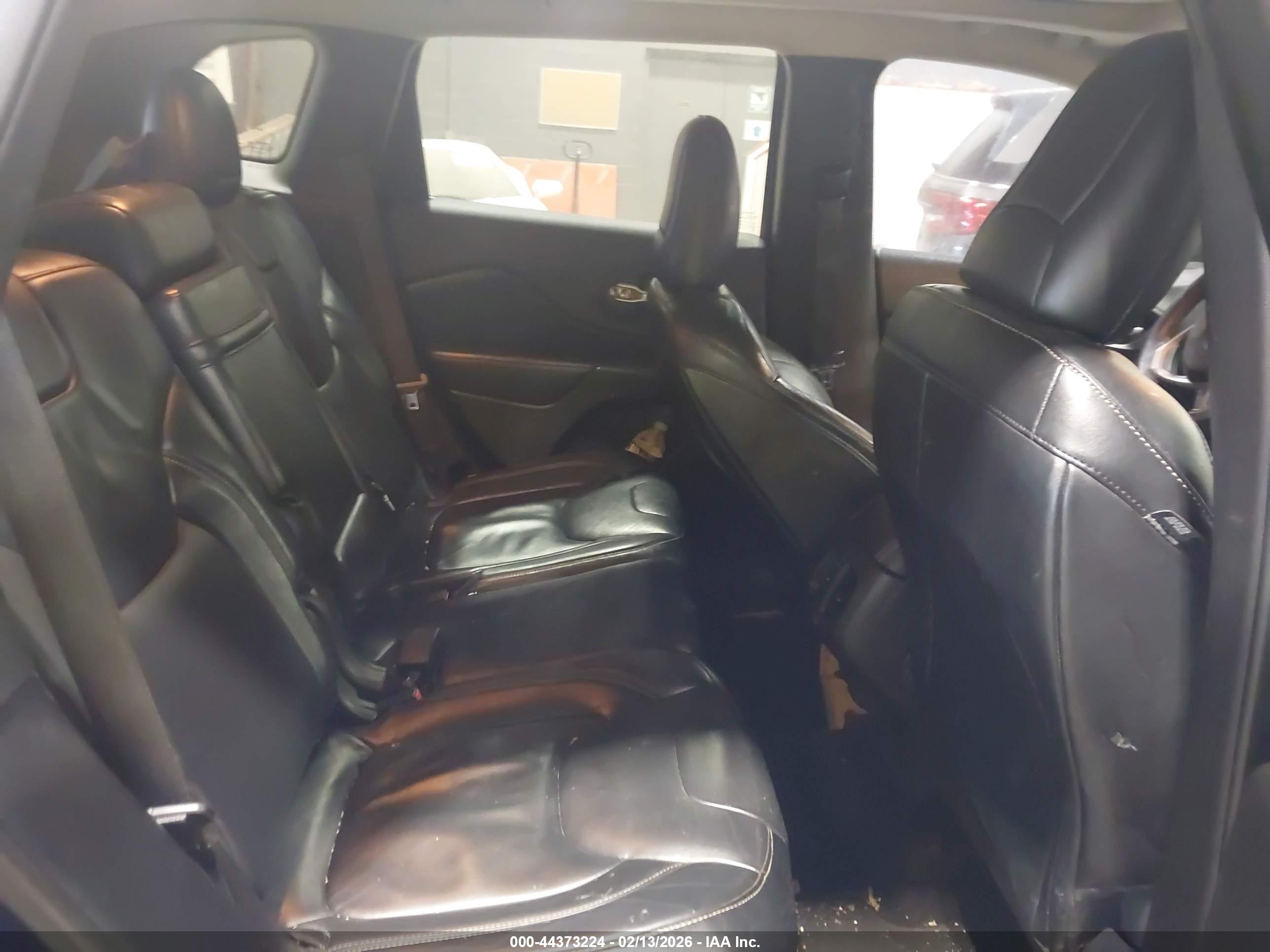 JEEP CHEROKEE image 8