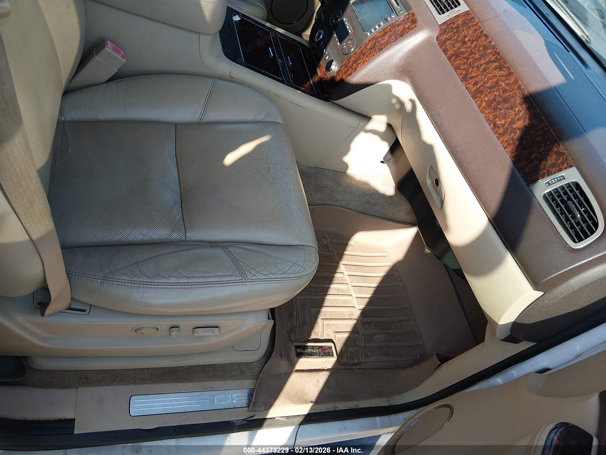 GMC YUKON image 5