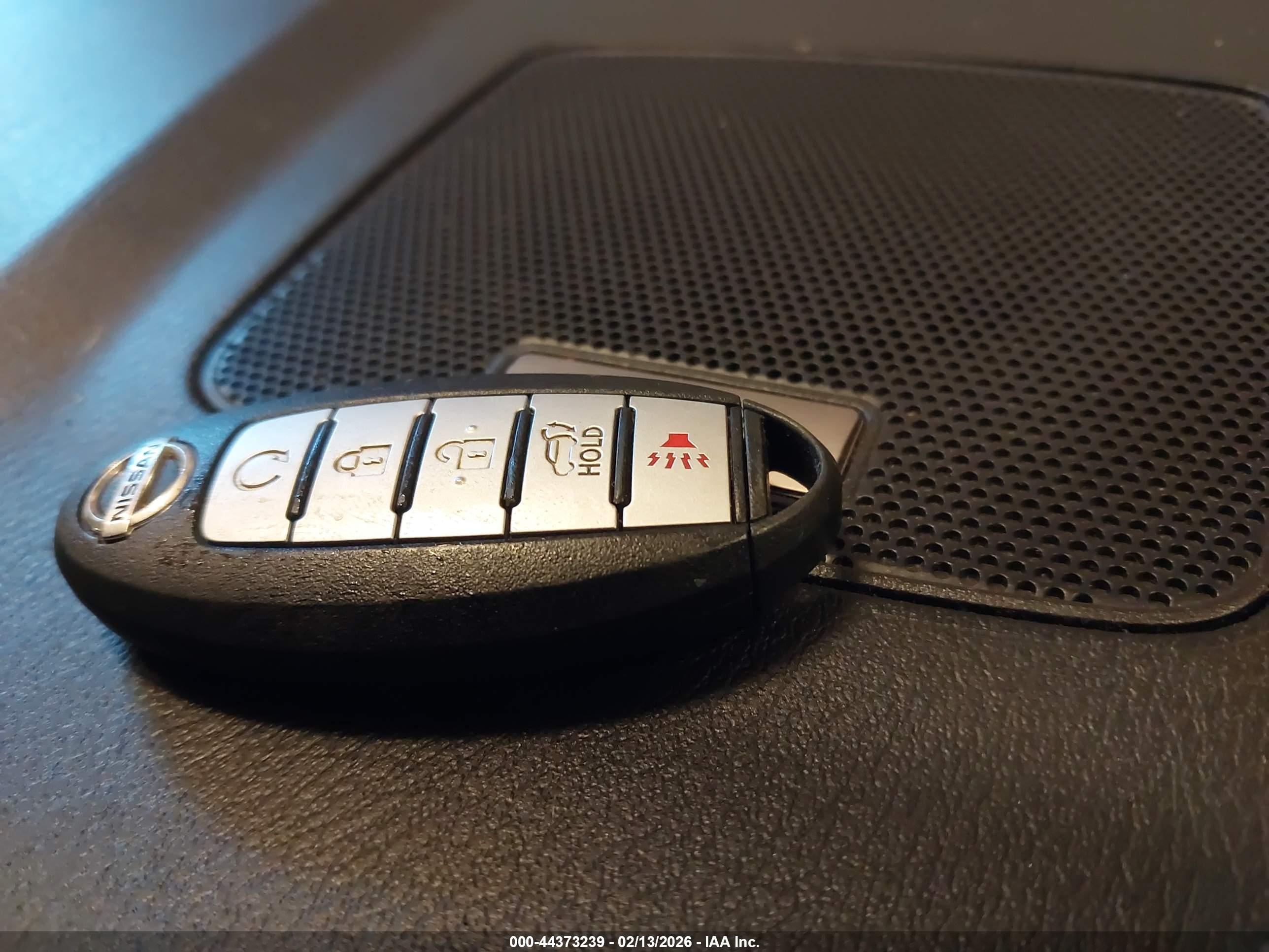 NISSAN PATHFINDER image 11