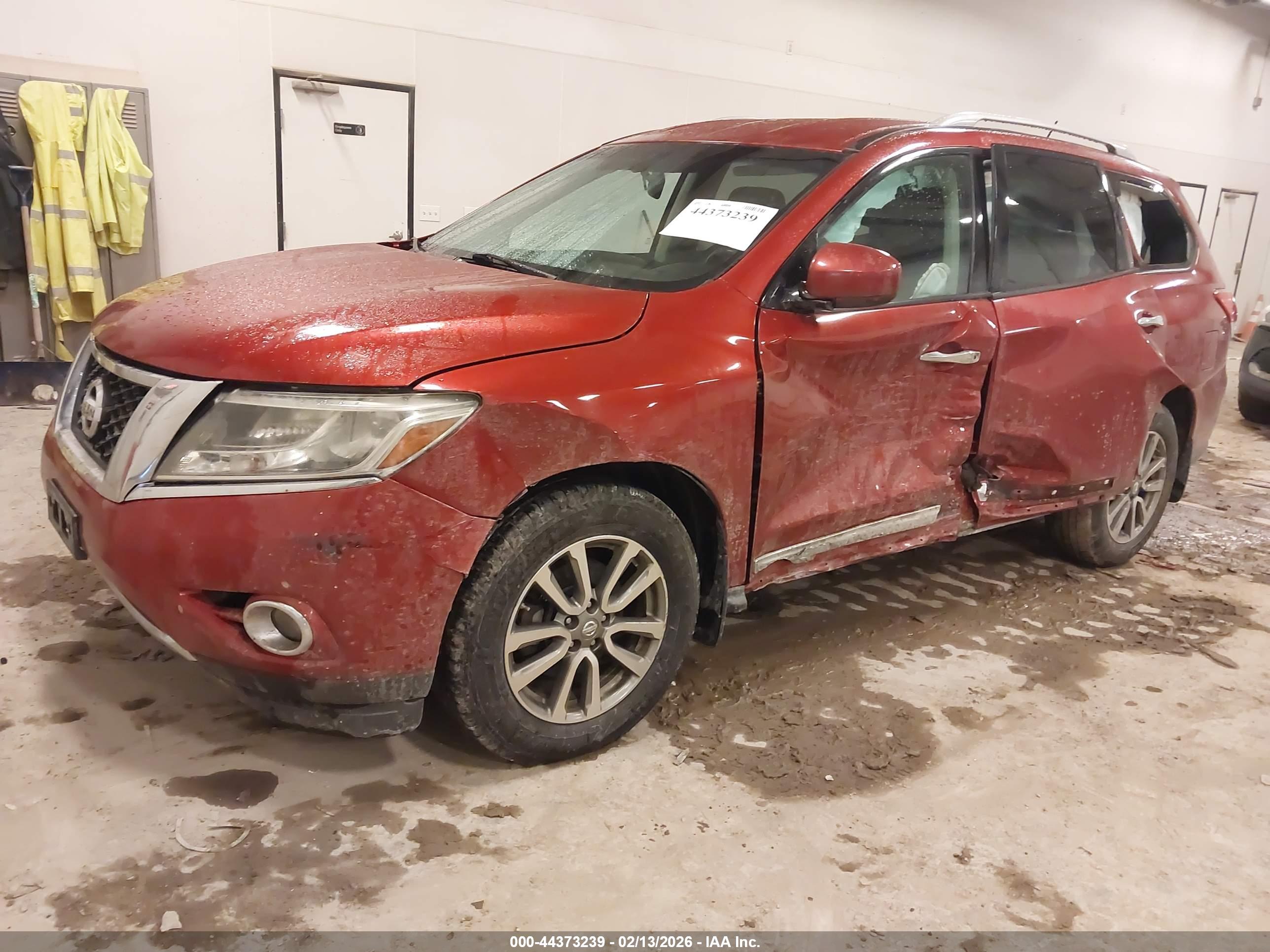 NISSAN PATHFINDER image 2