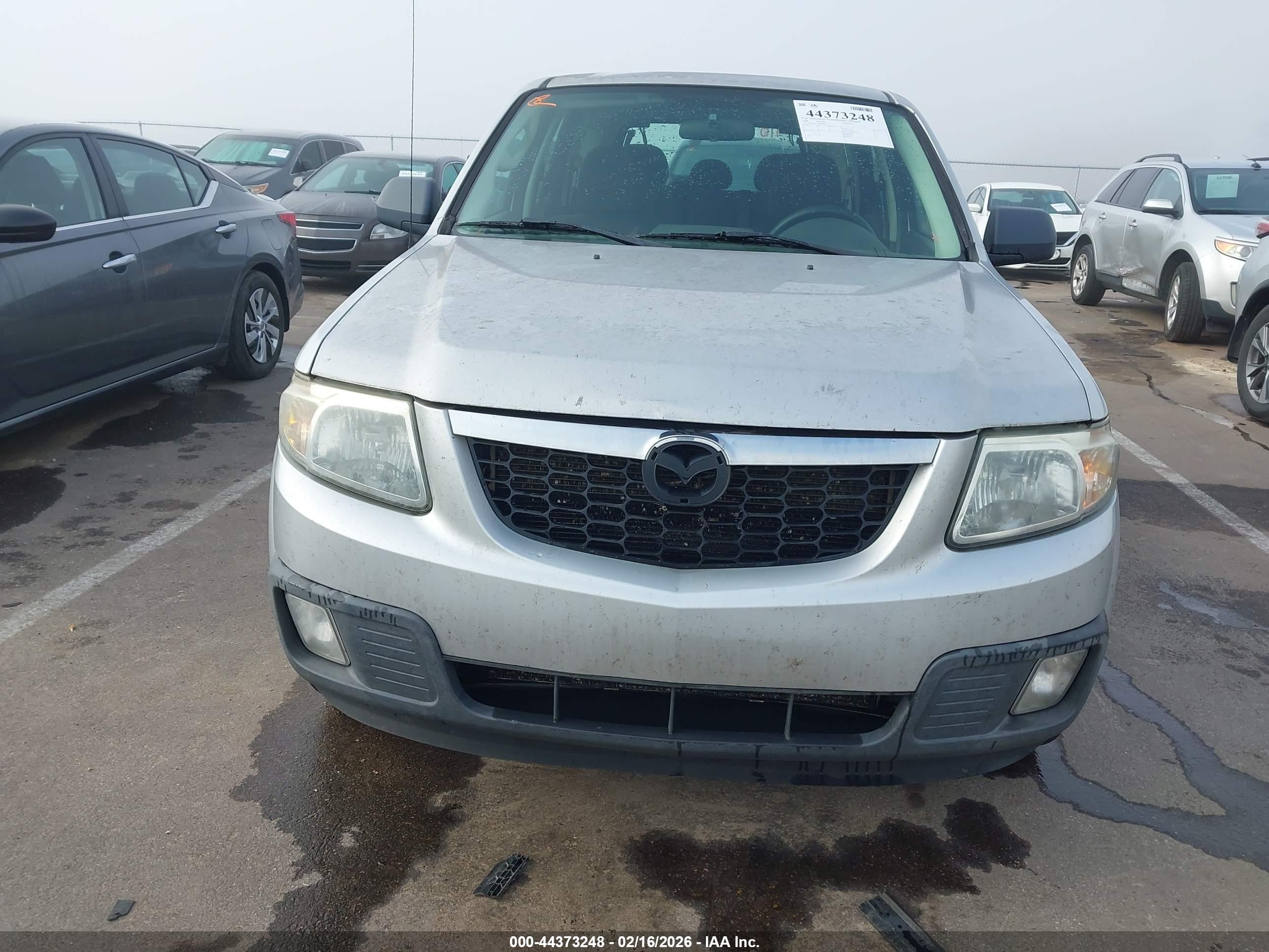 MAZDA TRIBUTE image 6