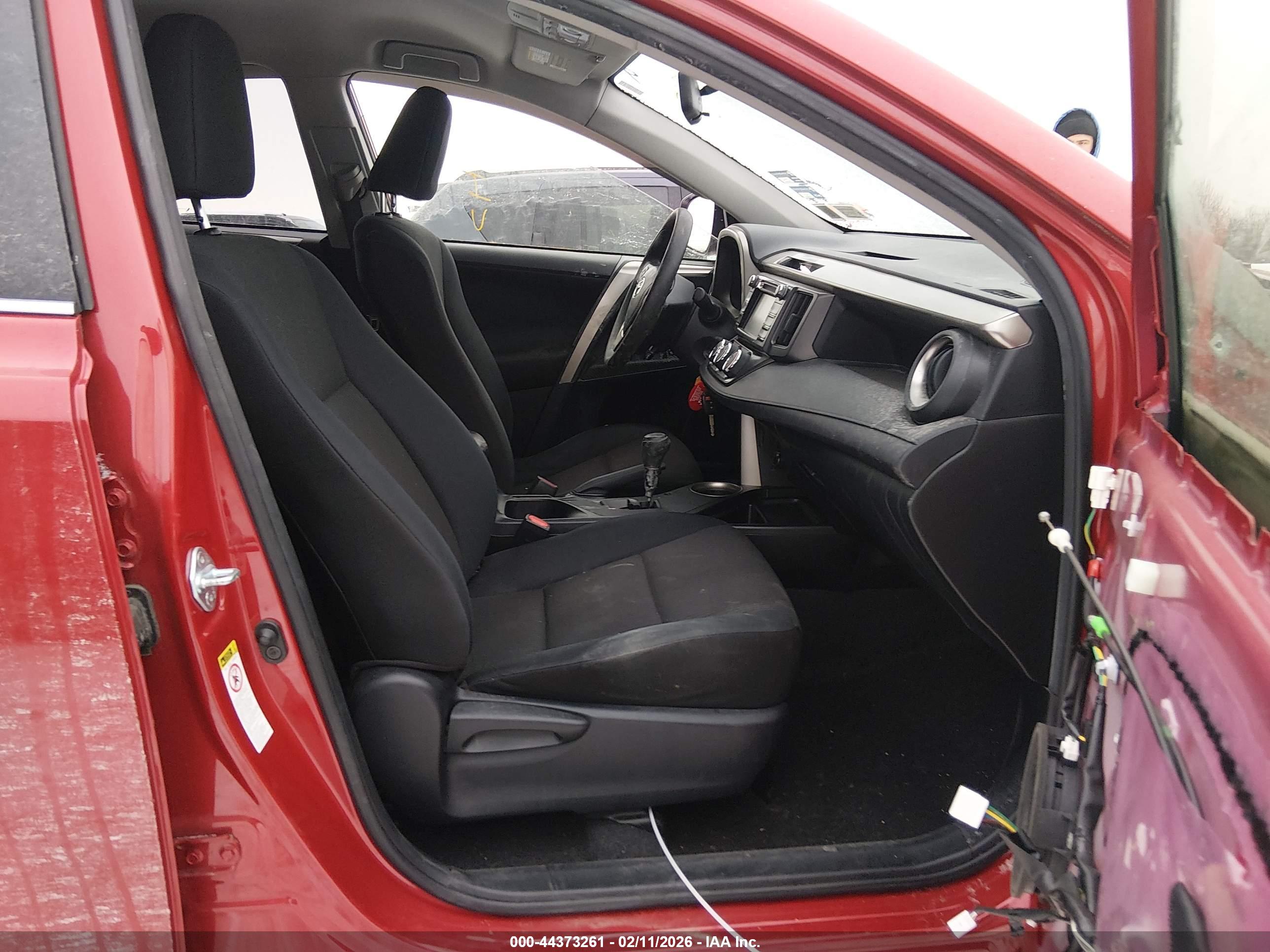 TOYOTA RAV4 image 5