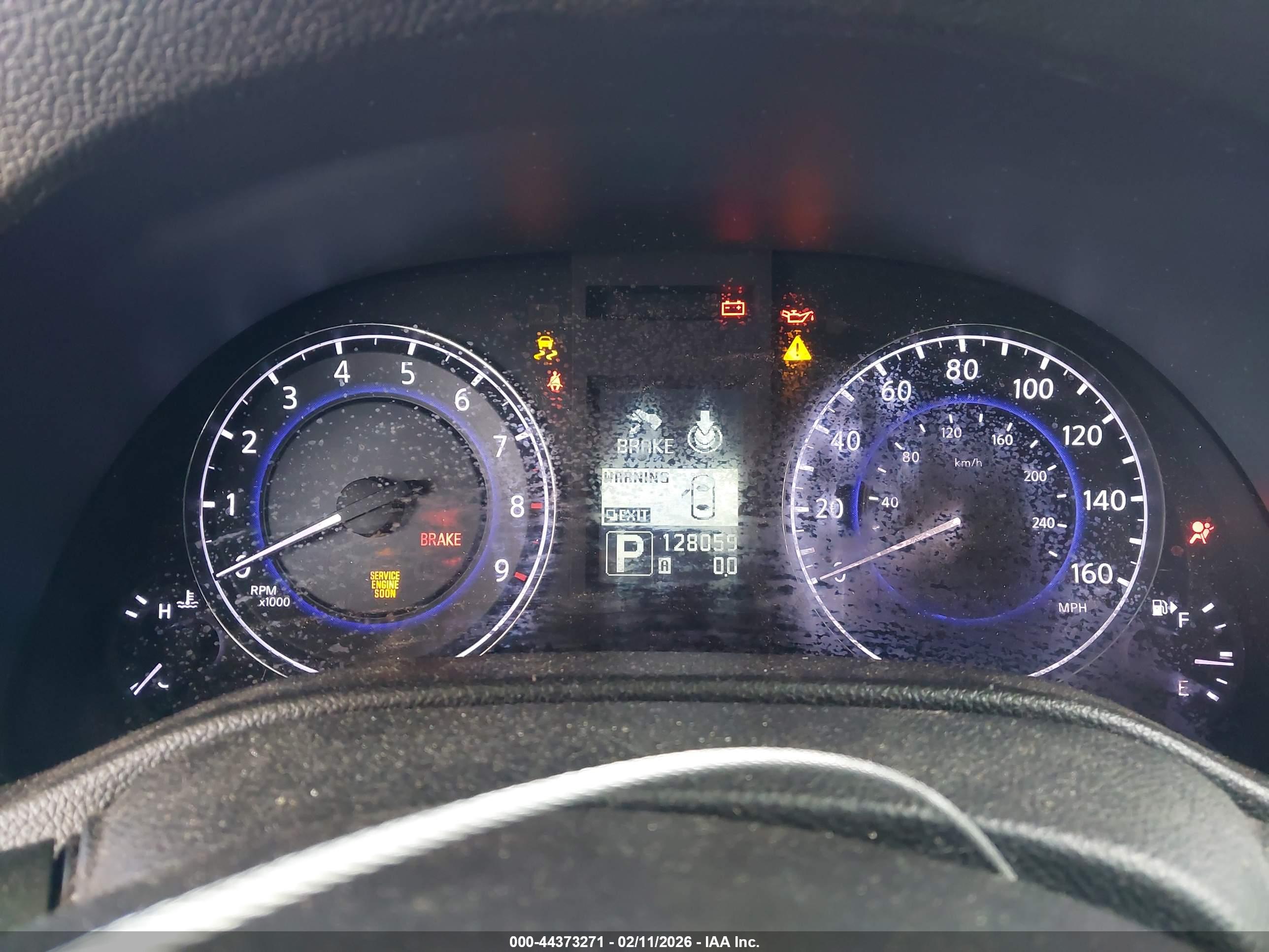 INFINITI G37 image 7