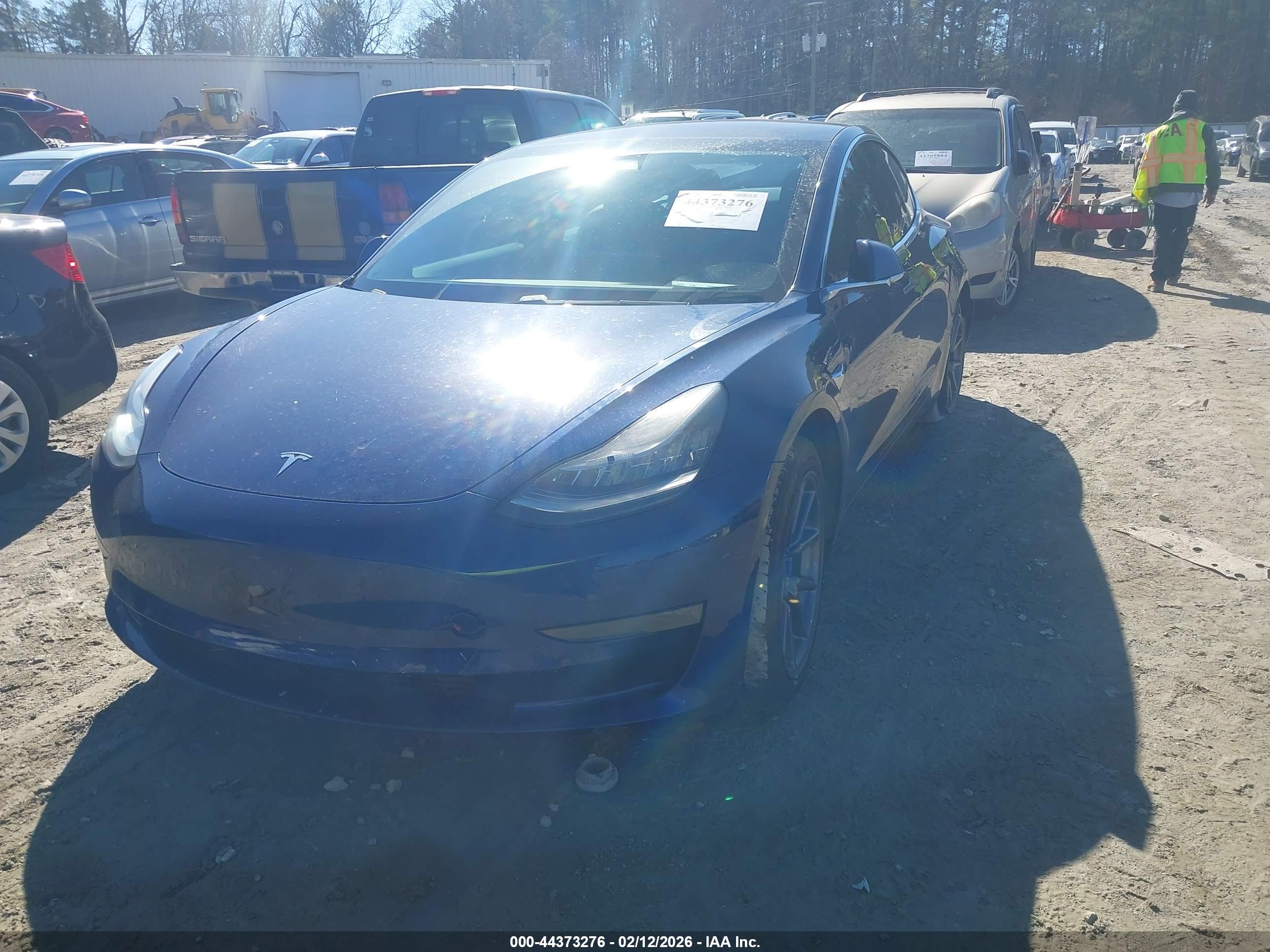 TESLA MODEL image 2