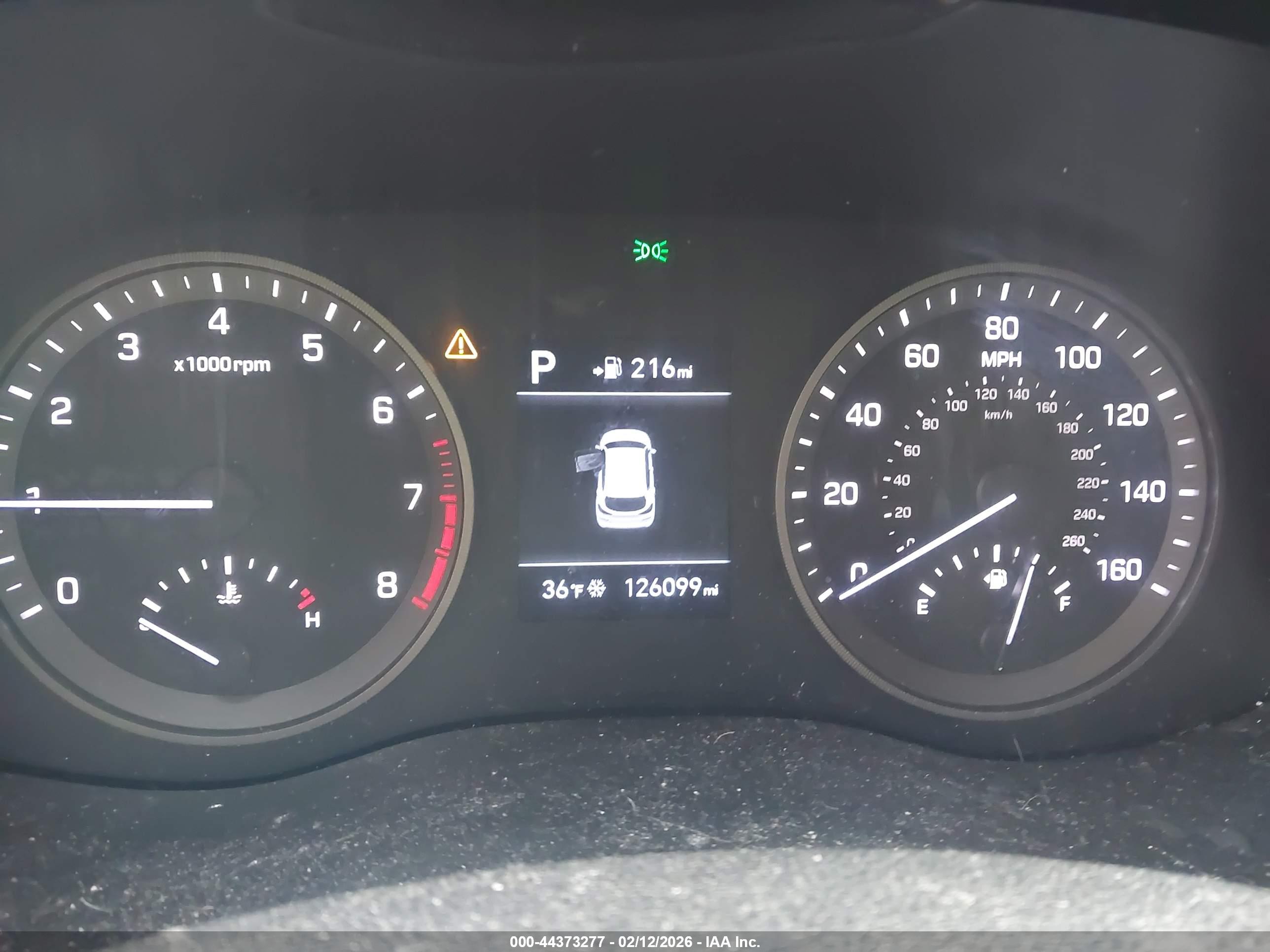 HYUNDAI TUCSON image 7