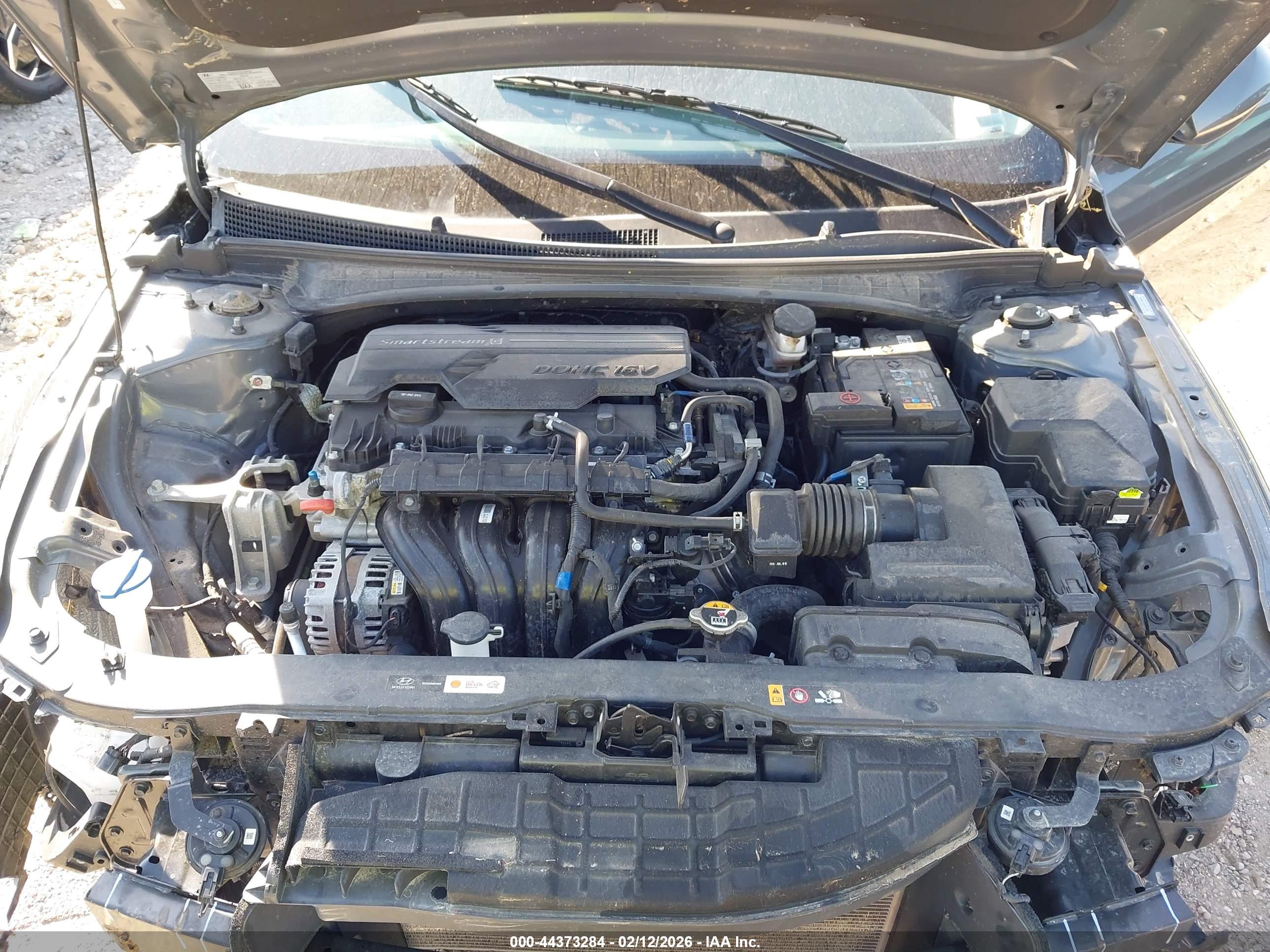 HYUNDAI ELANTRA image 10