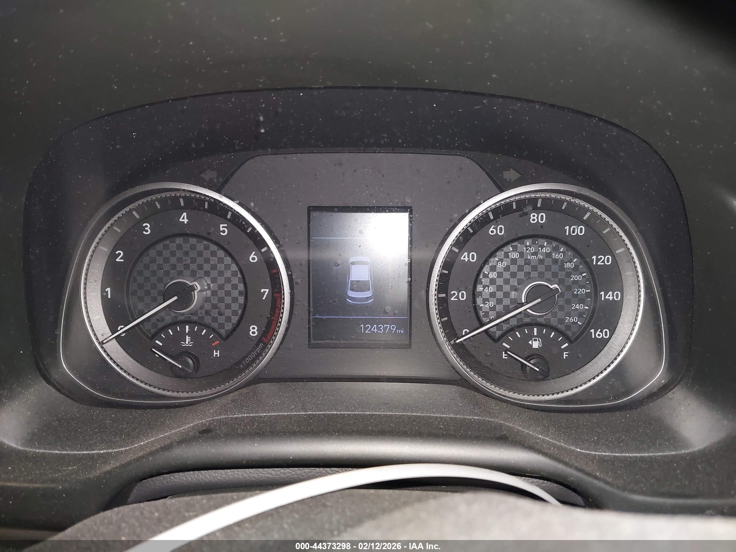 HYUNDAI ELANTRA image 7