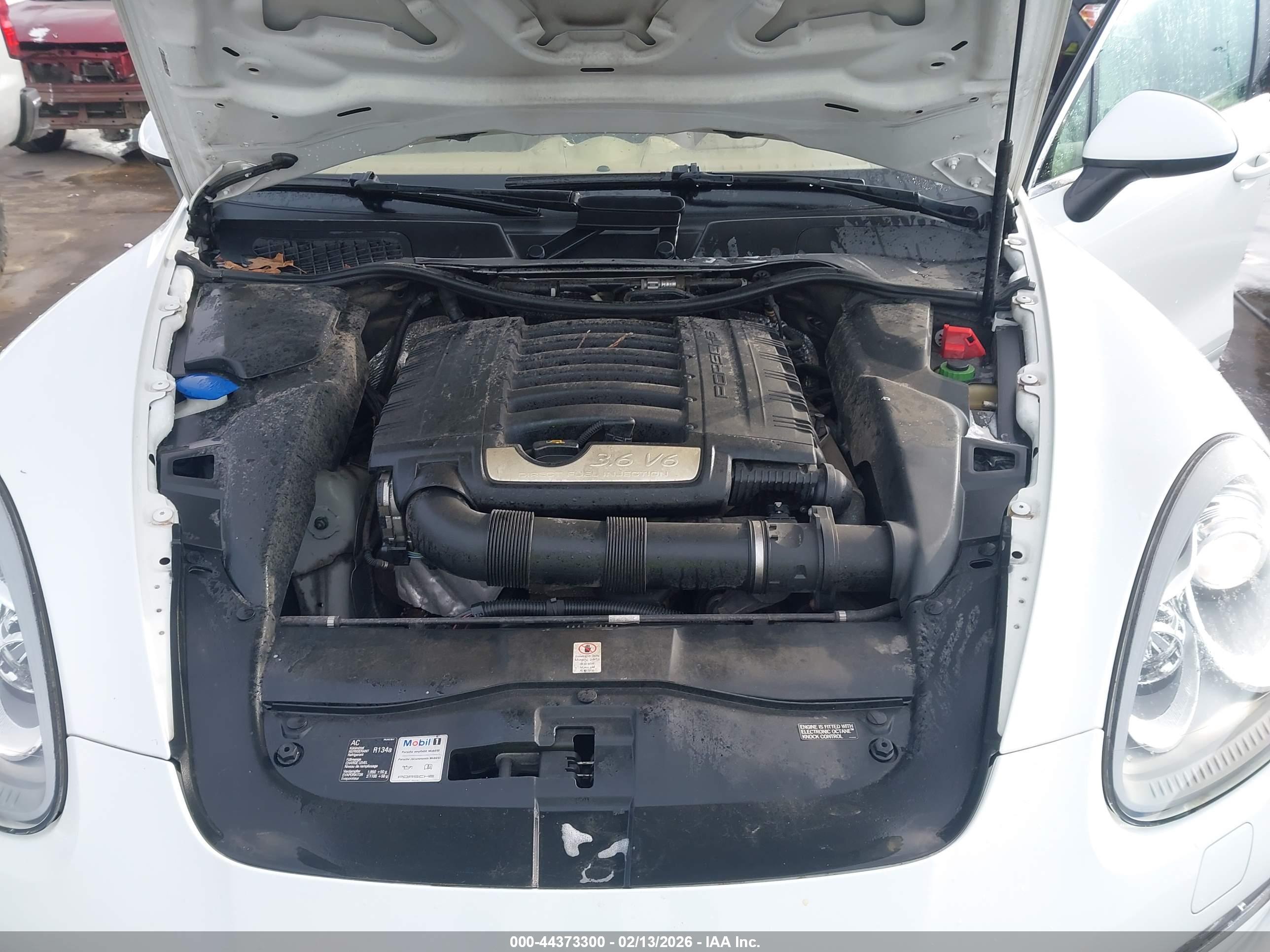 PORSCHE CAYENNE image 10