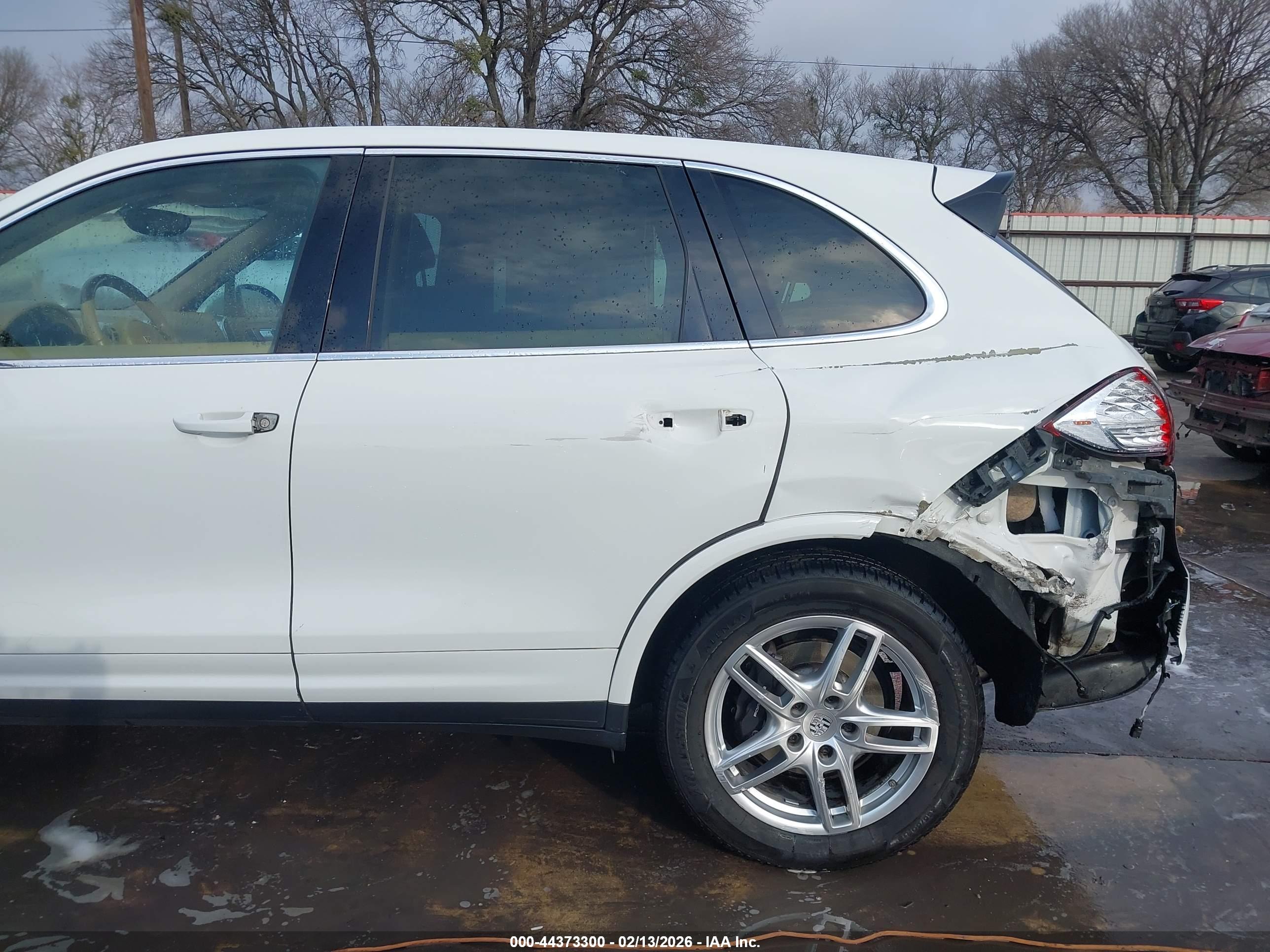 PORSCHE CAYENNE image 6